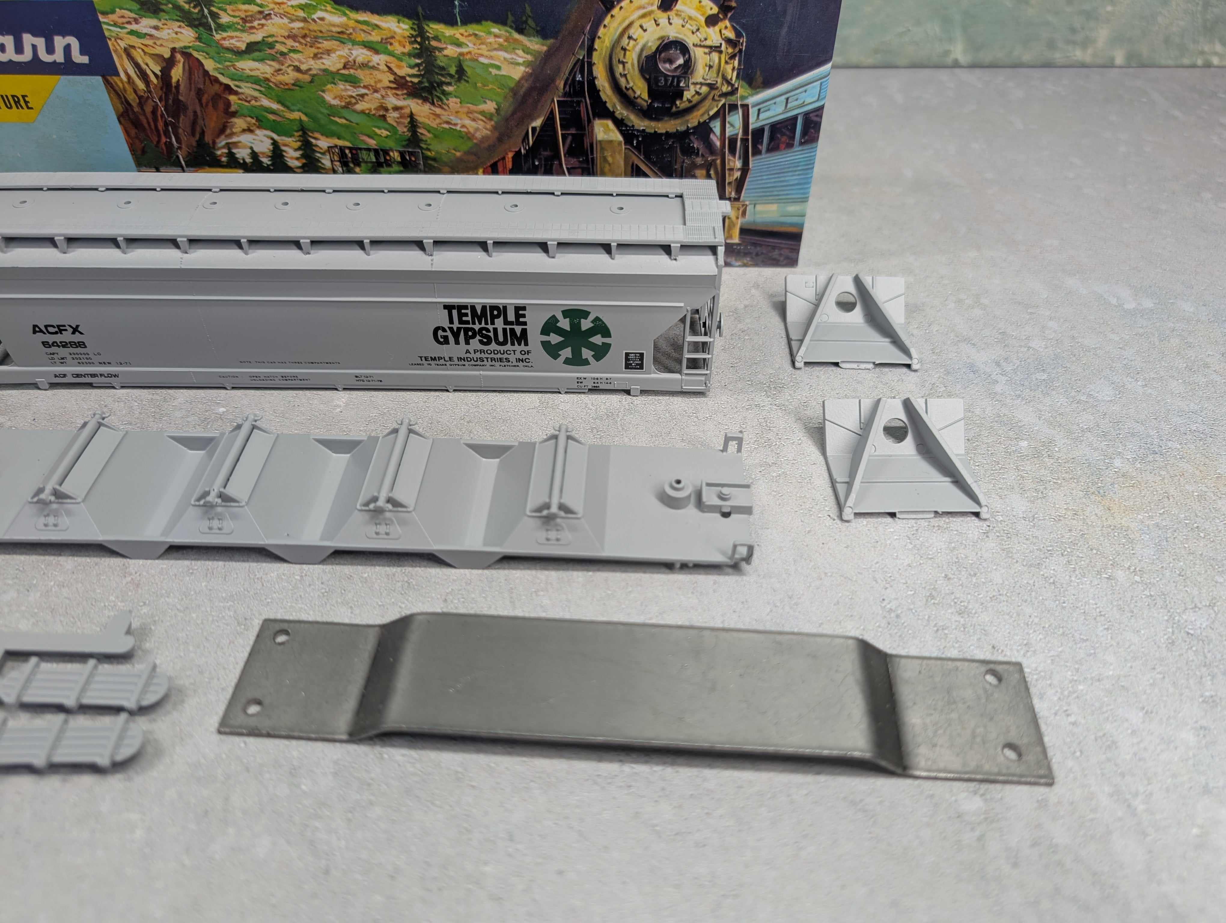 USED Athearn 1999 HO Scale 55' ACF Center-Flow Hopper Temple Gypsum ACFX #64288 Bev-Bel KIT