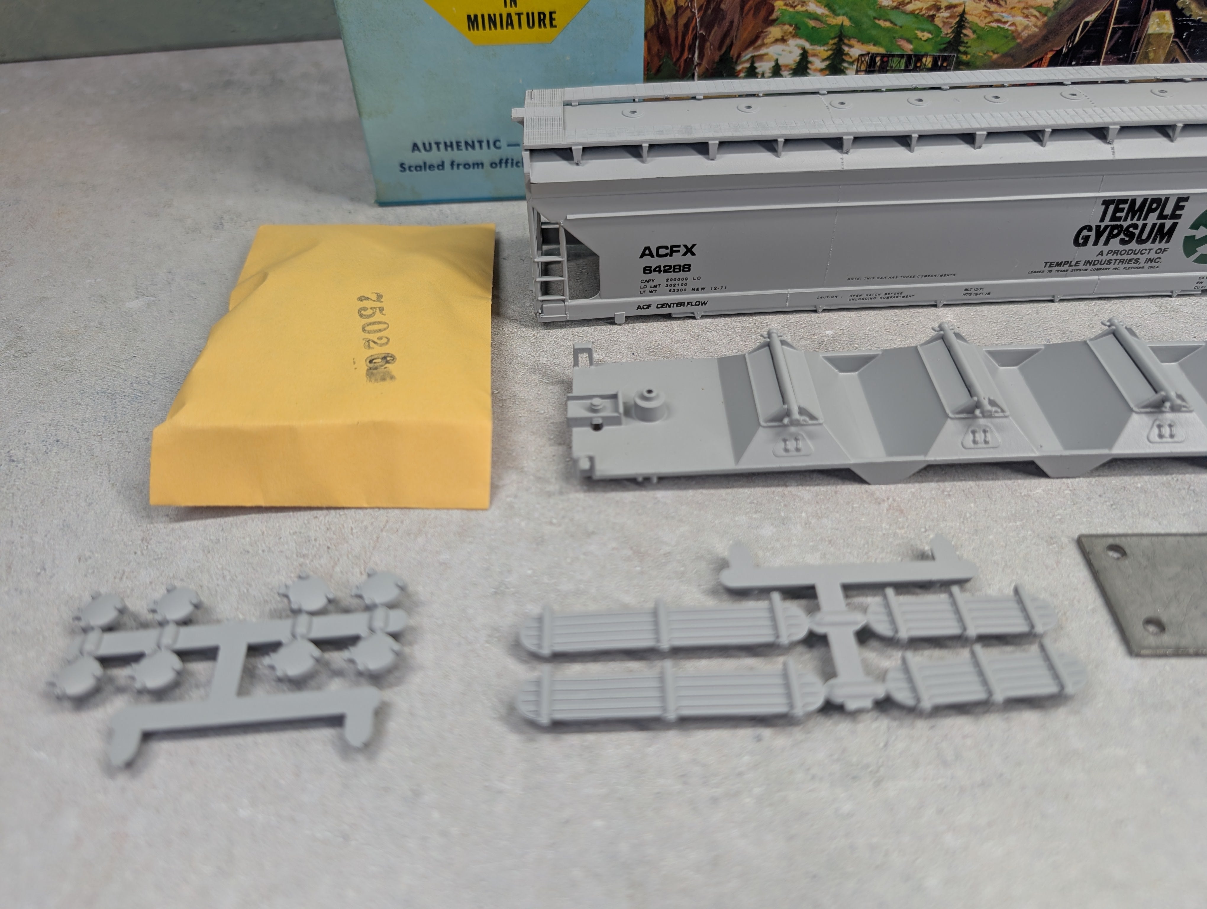 USED Athearn 1999 HO Scale 55' ACF Center-Flow Hopper Temple Gypsum ACFX #64288 Bev-Bel KIT