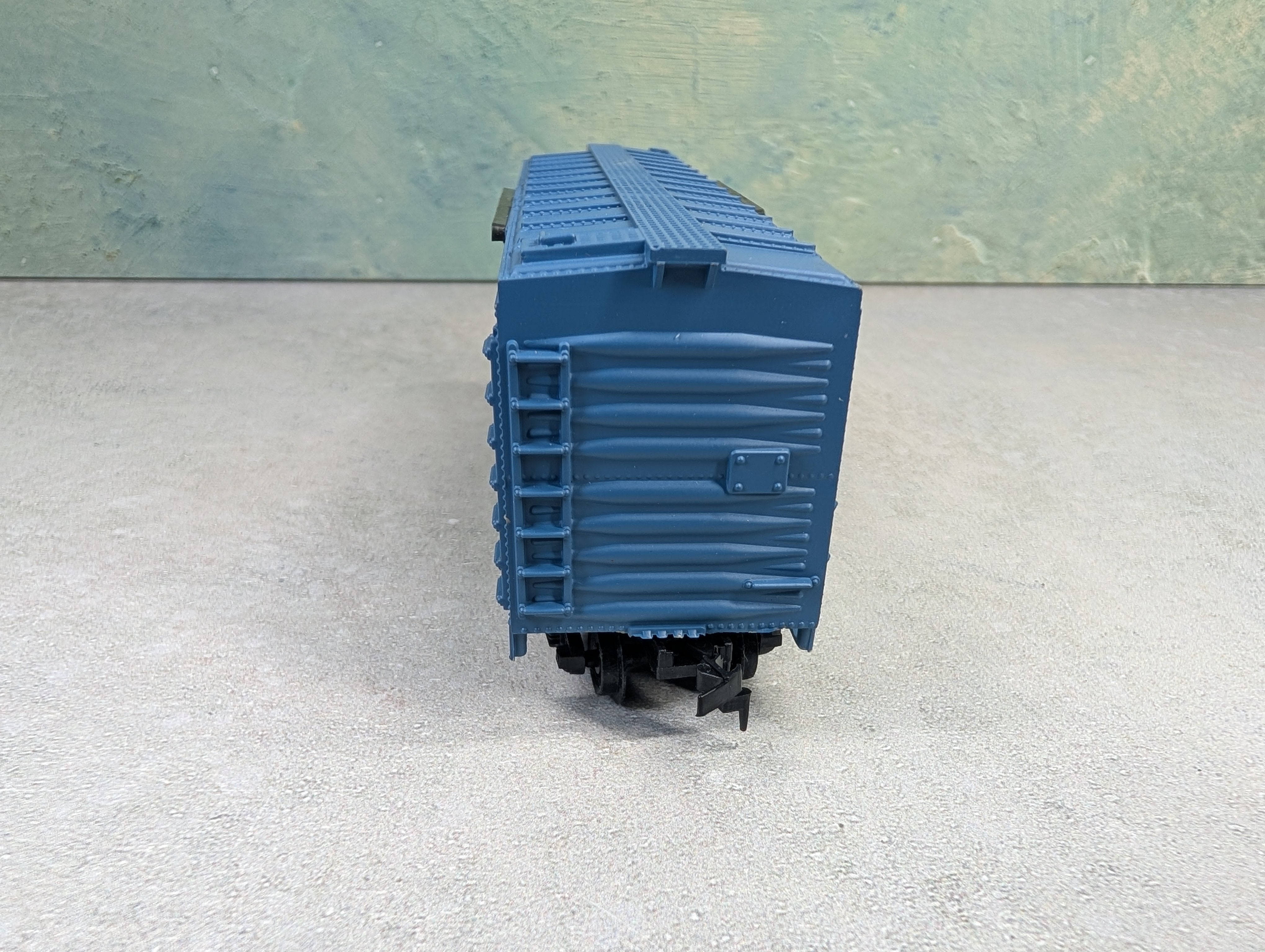 USED HO Scale 40' Box Car Boston and Maine BM #77711