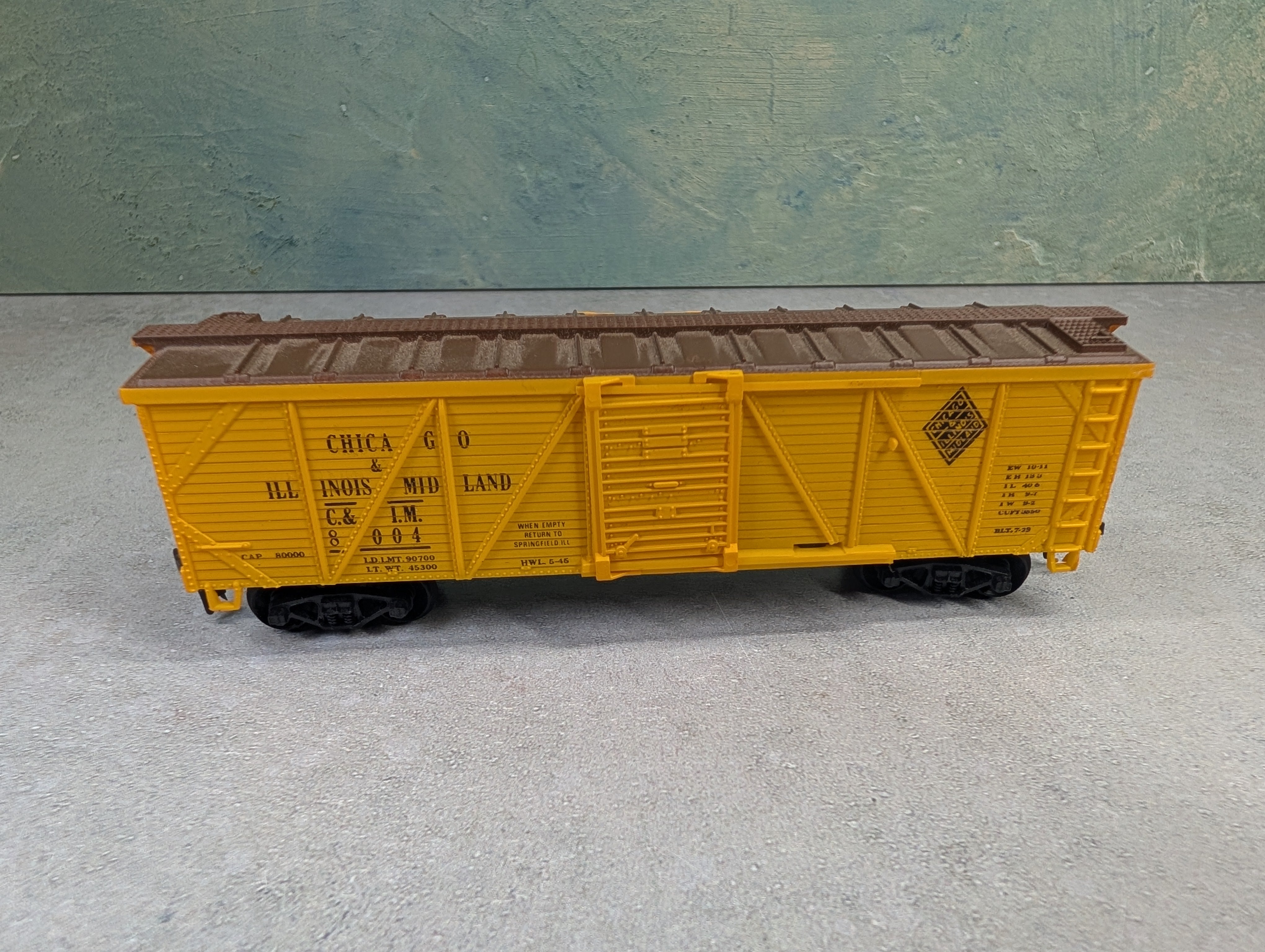 USED Life-Like HO Scale 40' Wooden Box Car Chicago and Illinois Midland C&IM #8004
