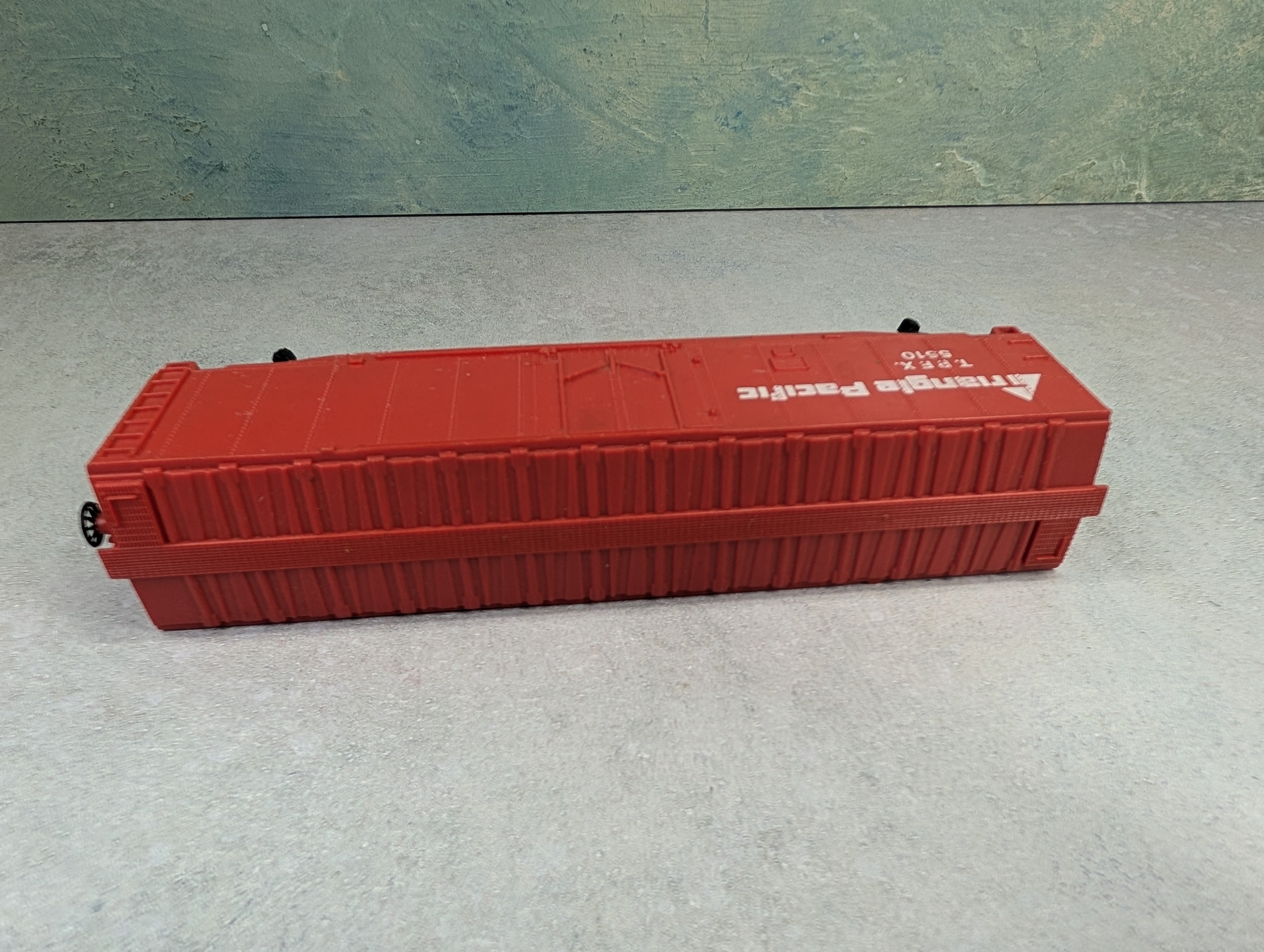 USED Bachmann HO Scale 50' Box Car Triangle Pacific TPFX #5510