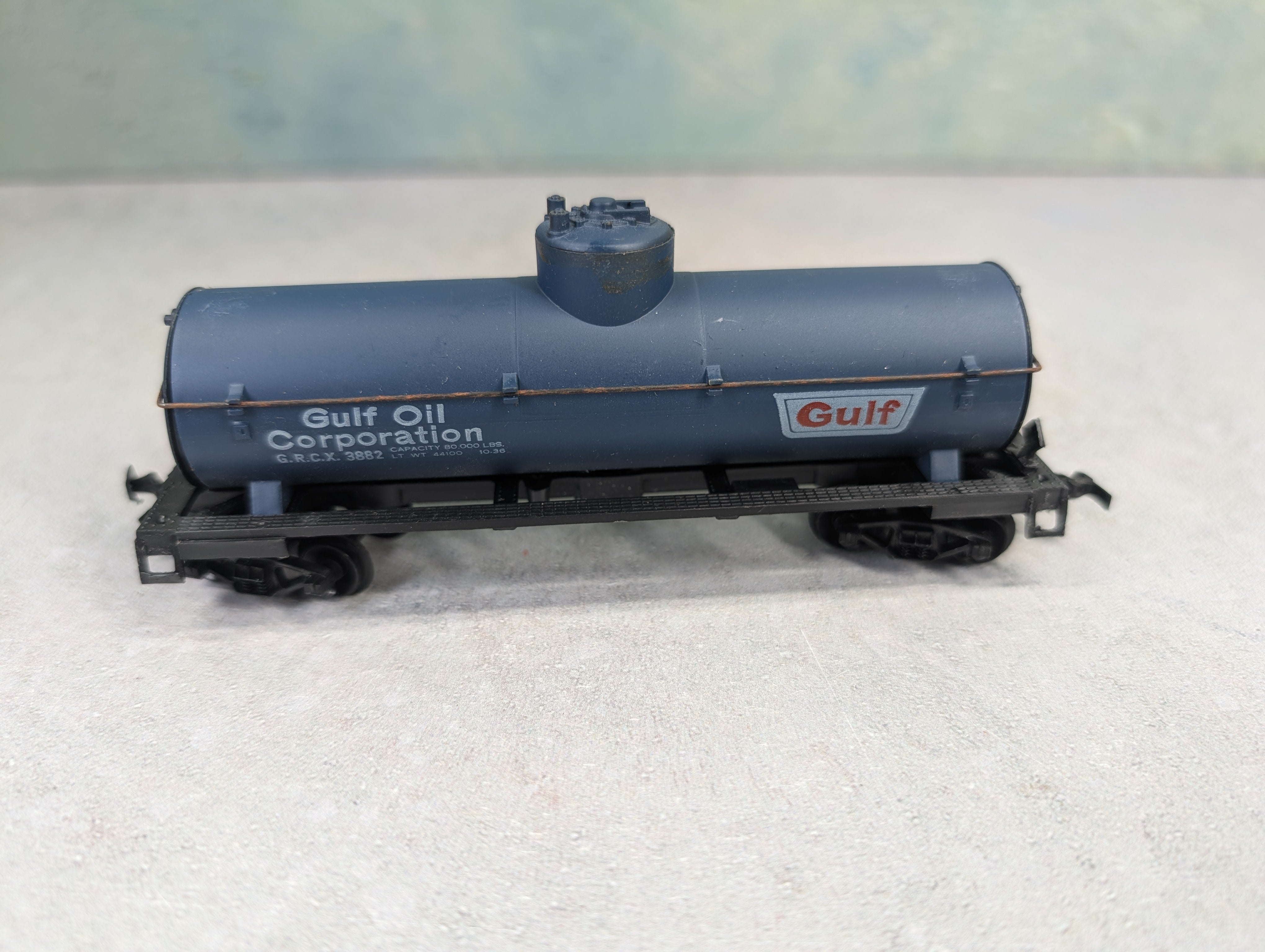 USED HO Scale Single Dome Tank Car Gulf GRCX #3882