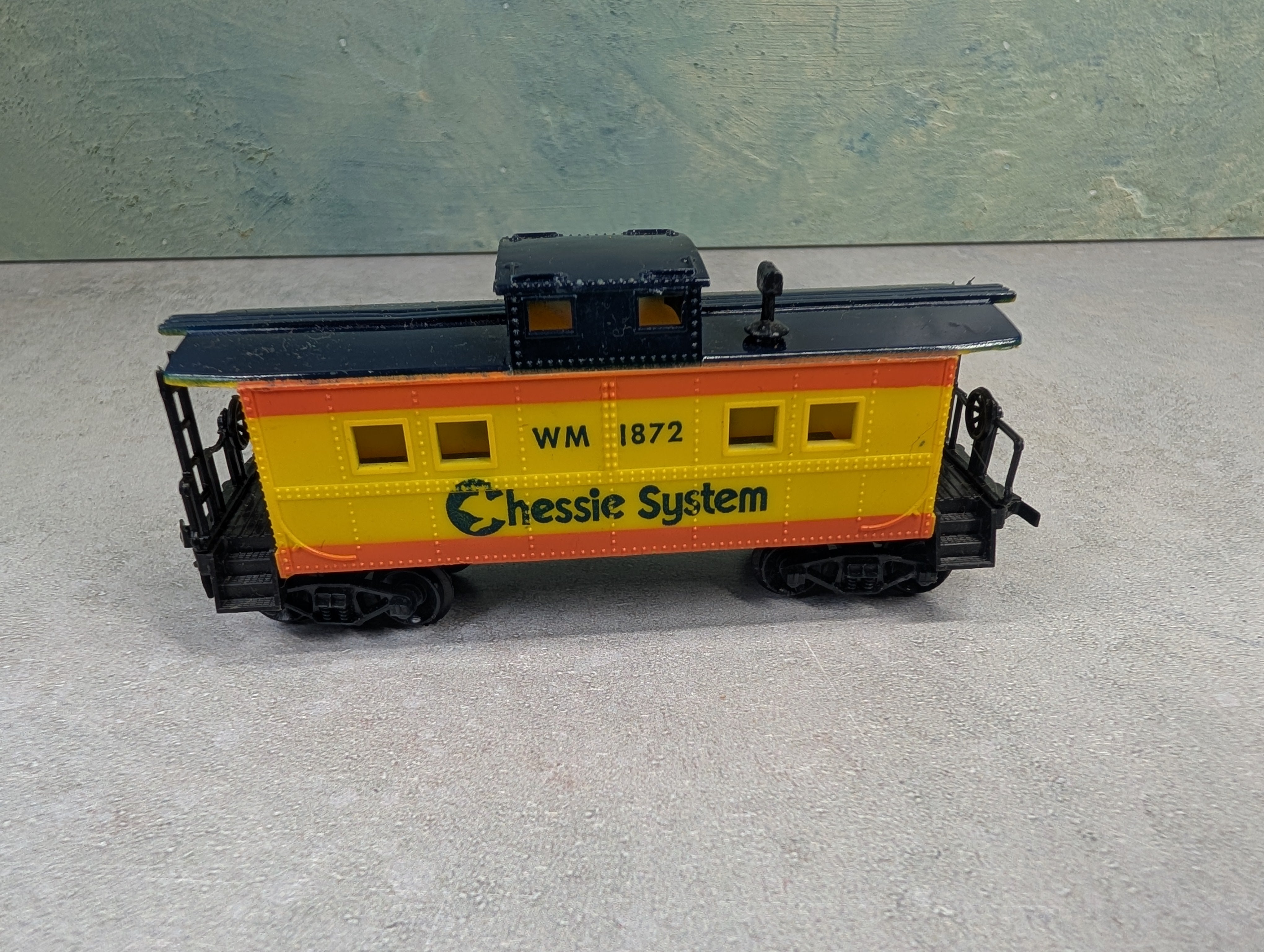 USED Life-Like HO Scale Caboose Chessie System WM #1872