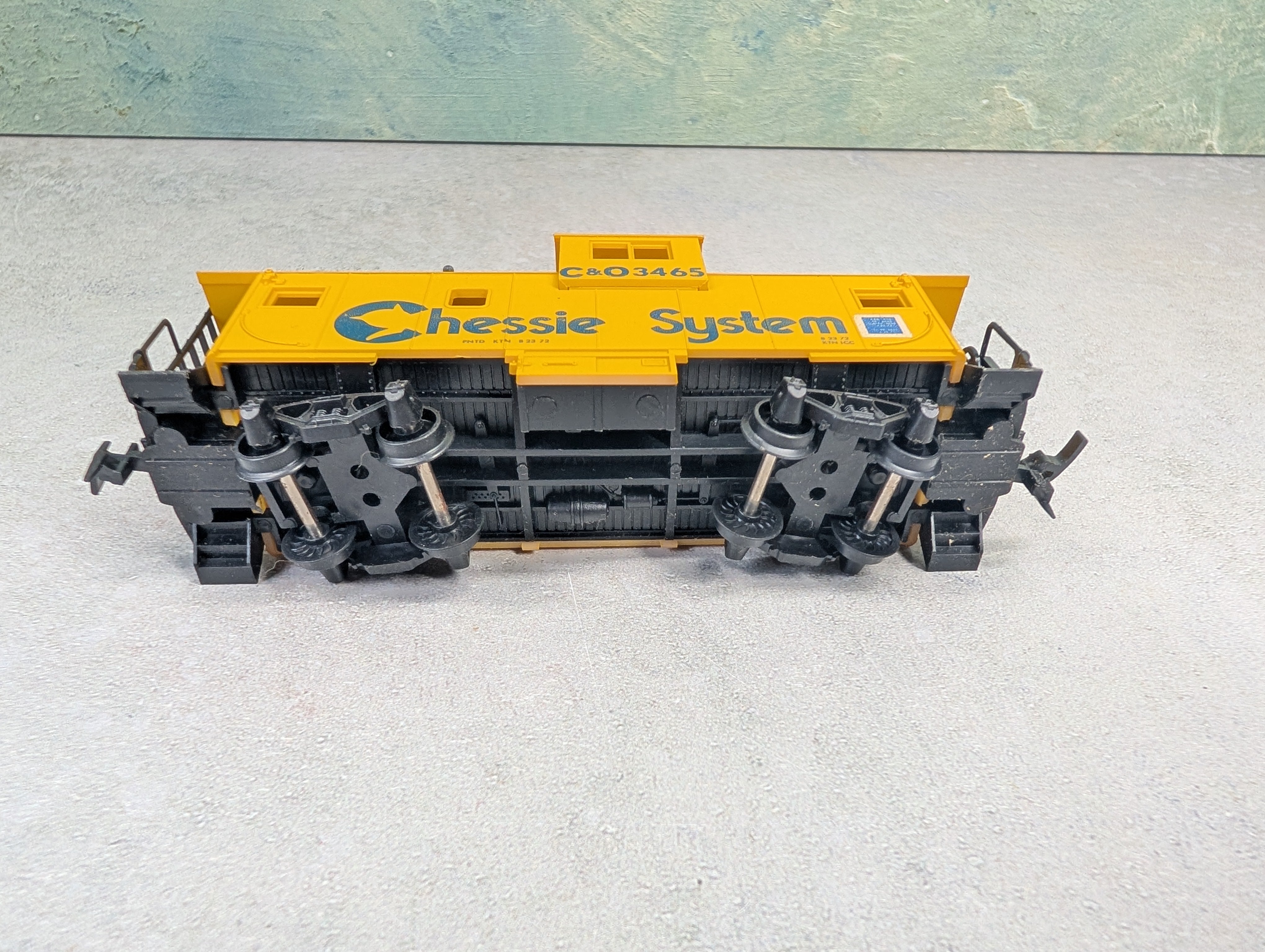 USED AHM HO Scale Caboose Chessie System C&O #3465