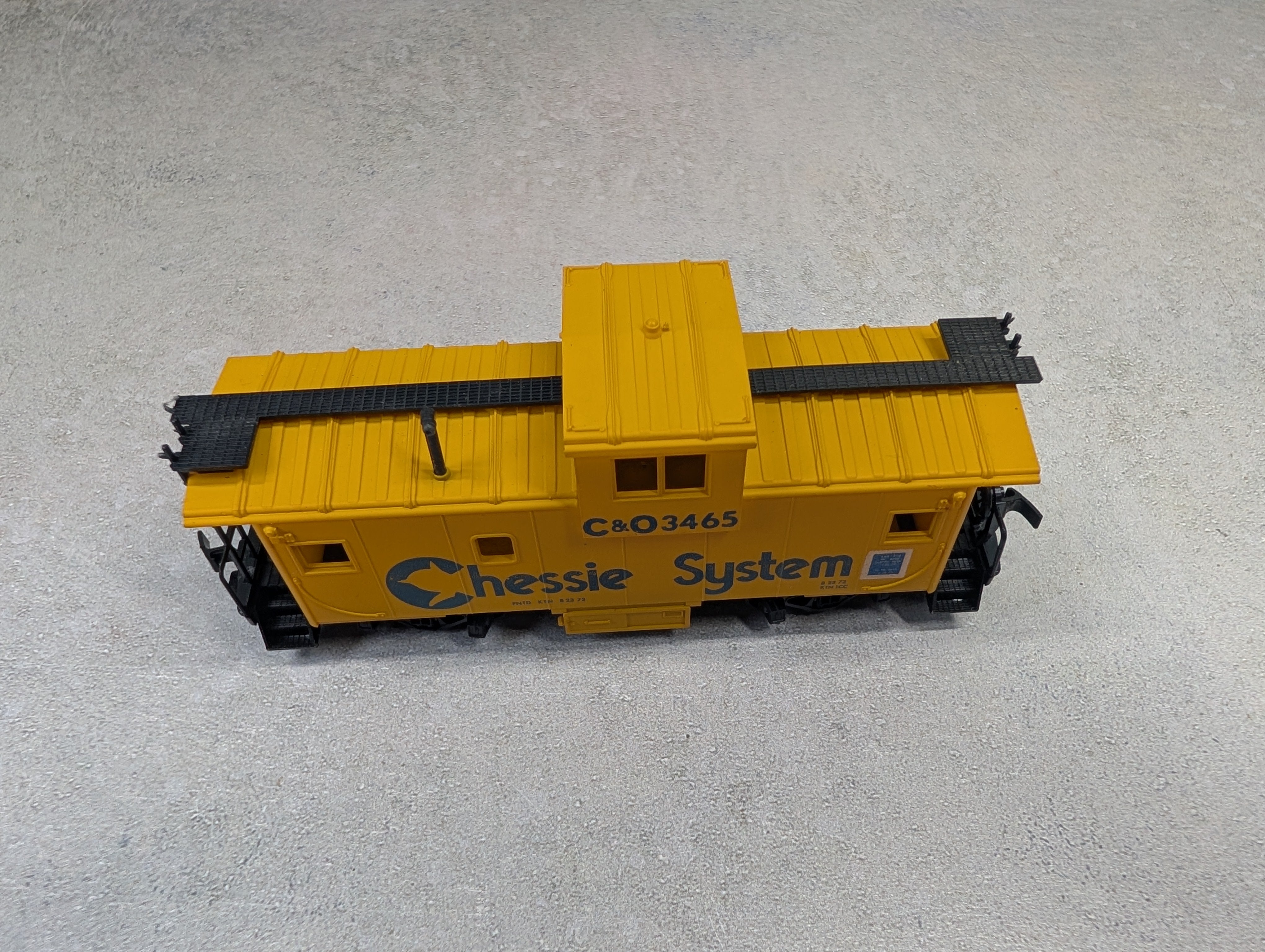 USED AHM HO Scale Caboose Chessie System C&O #3465