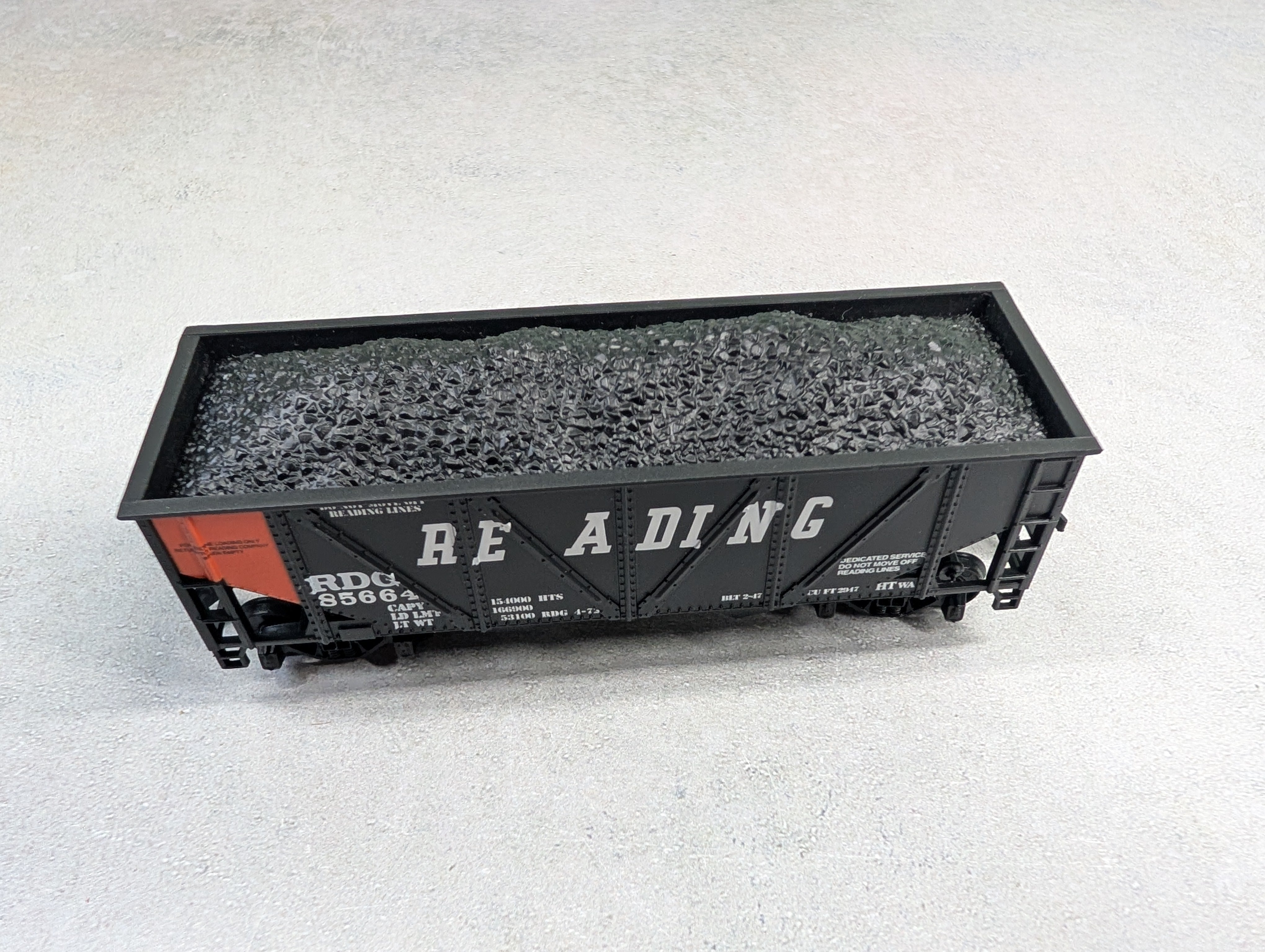 USED Mantua 729-621 HO Scale Heavy 32' Hopper Orange Panel Reading RDG #85664