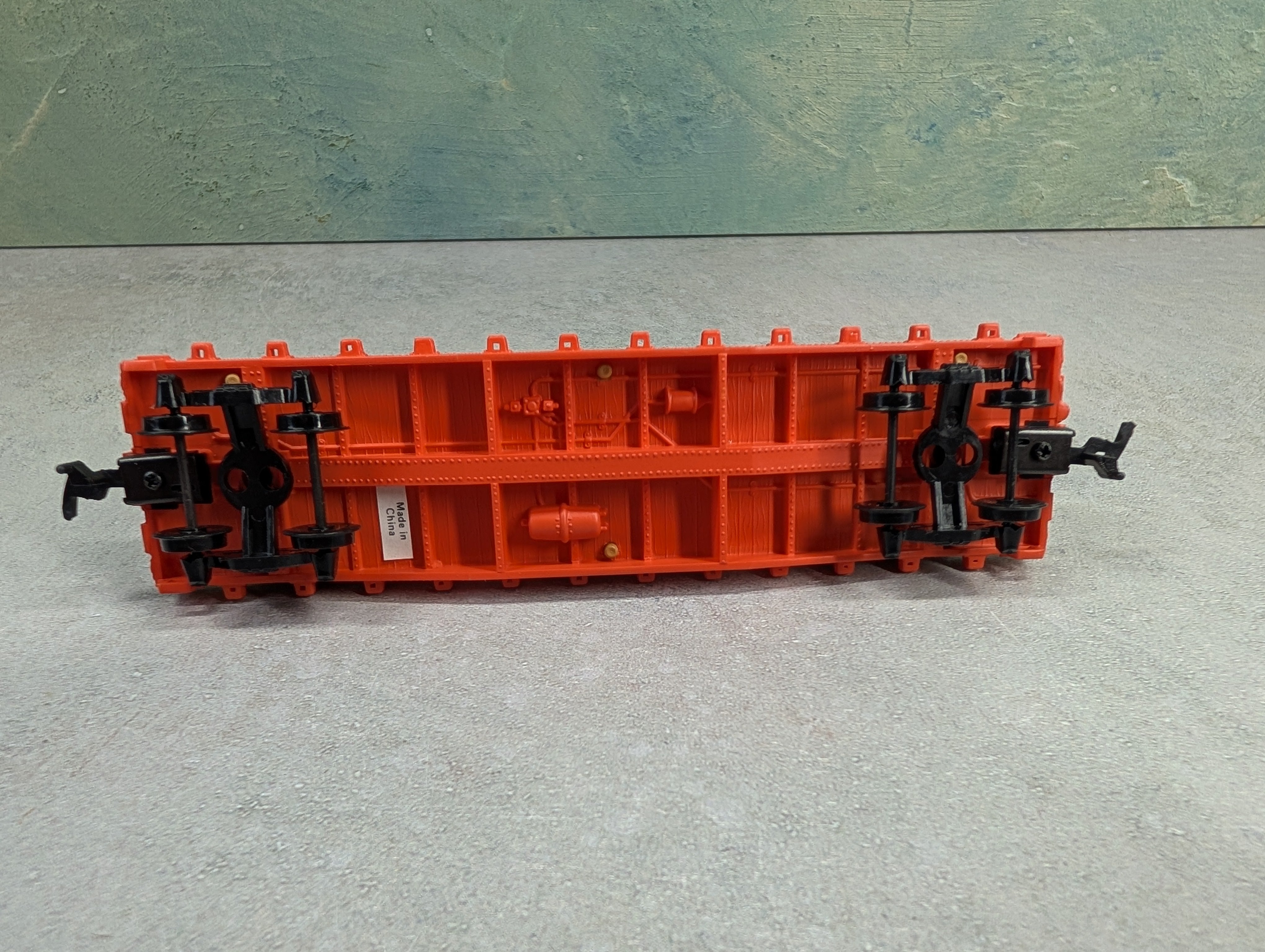 USED Mantua 727-065 HO Scale Heavy Flat Car w/ Crates Illinois Central Gulf ICG #60620