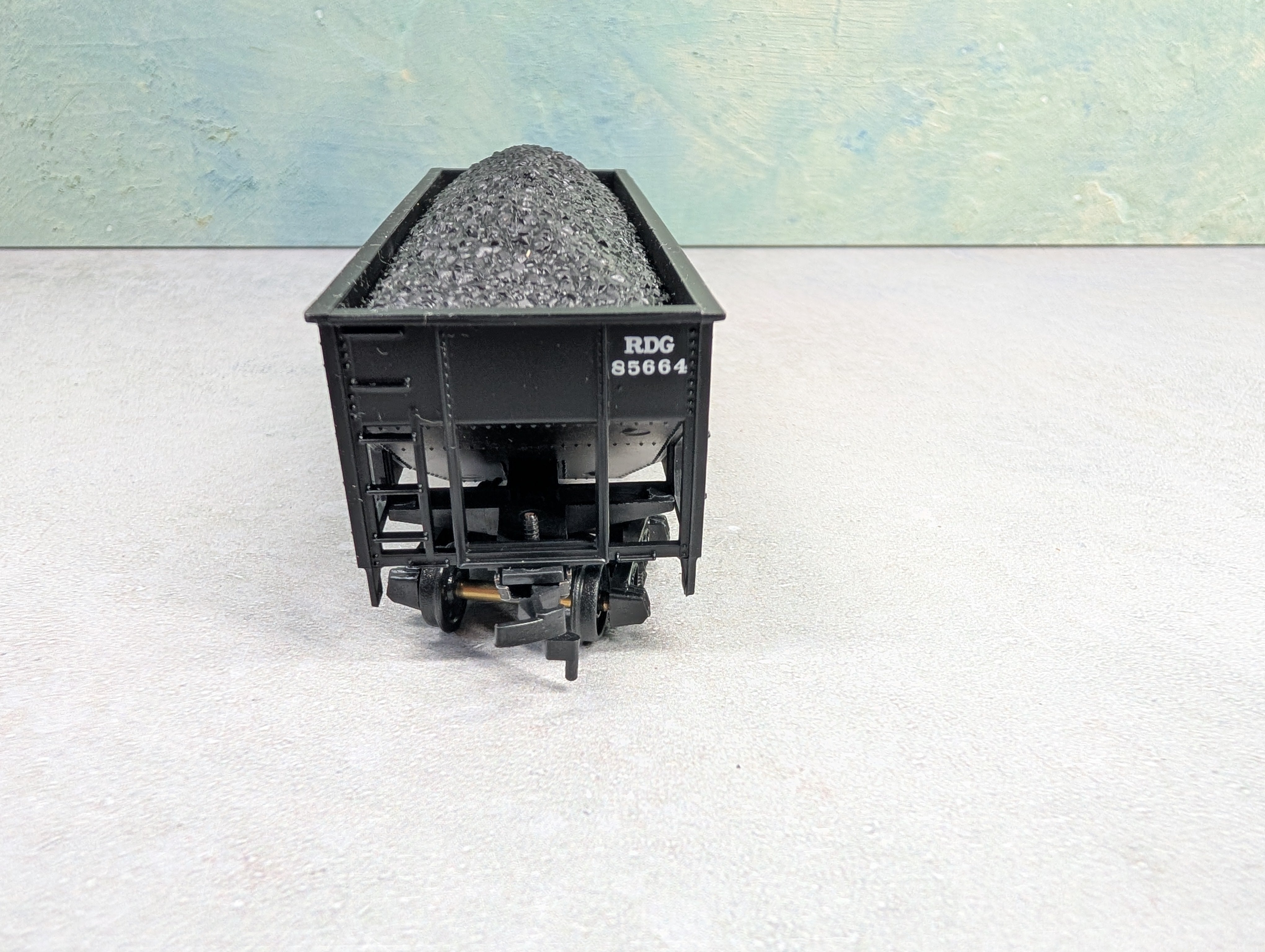 USED Mantua 729-621 HO Scale Heavy 32' Hopper Reading RDG #85664