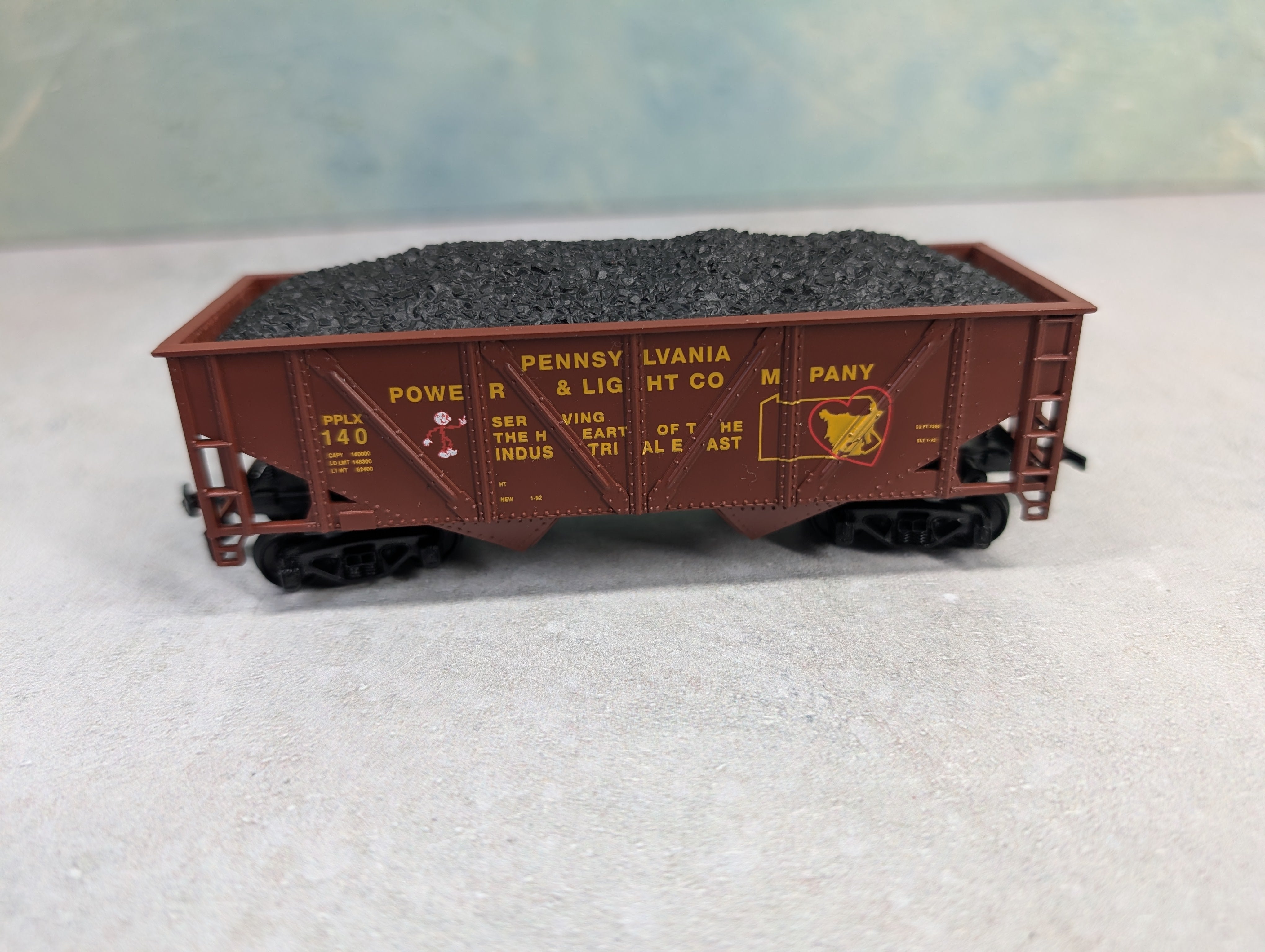 USED Mantua 729-202 HO Scale Heavy 32' Hopper PPL PPLX #140