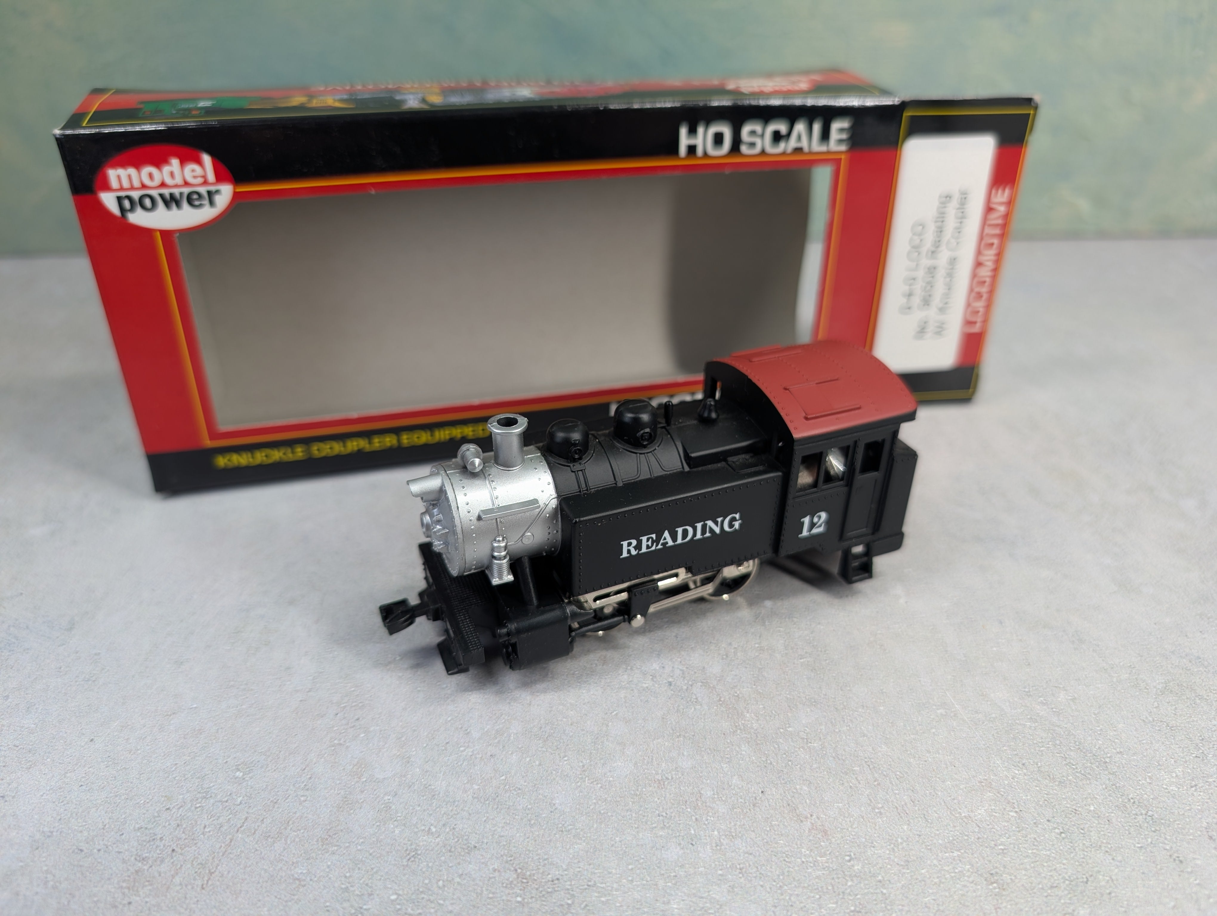 USED Model Power 96508 HO Scale 0-4-0 Steam Locomotive Reading #12 Runs Great! DC