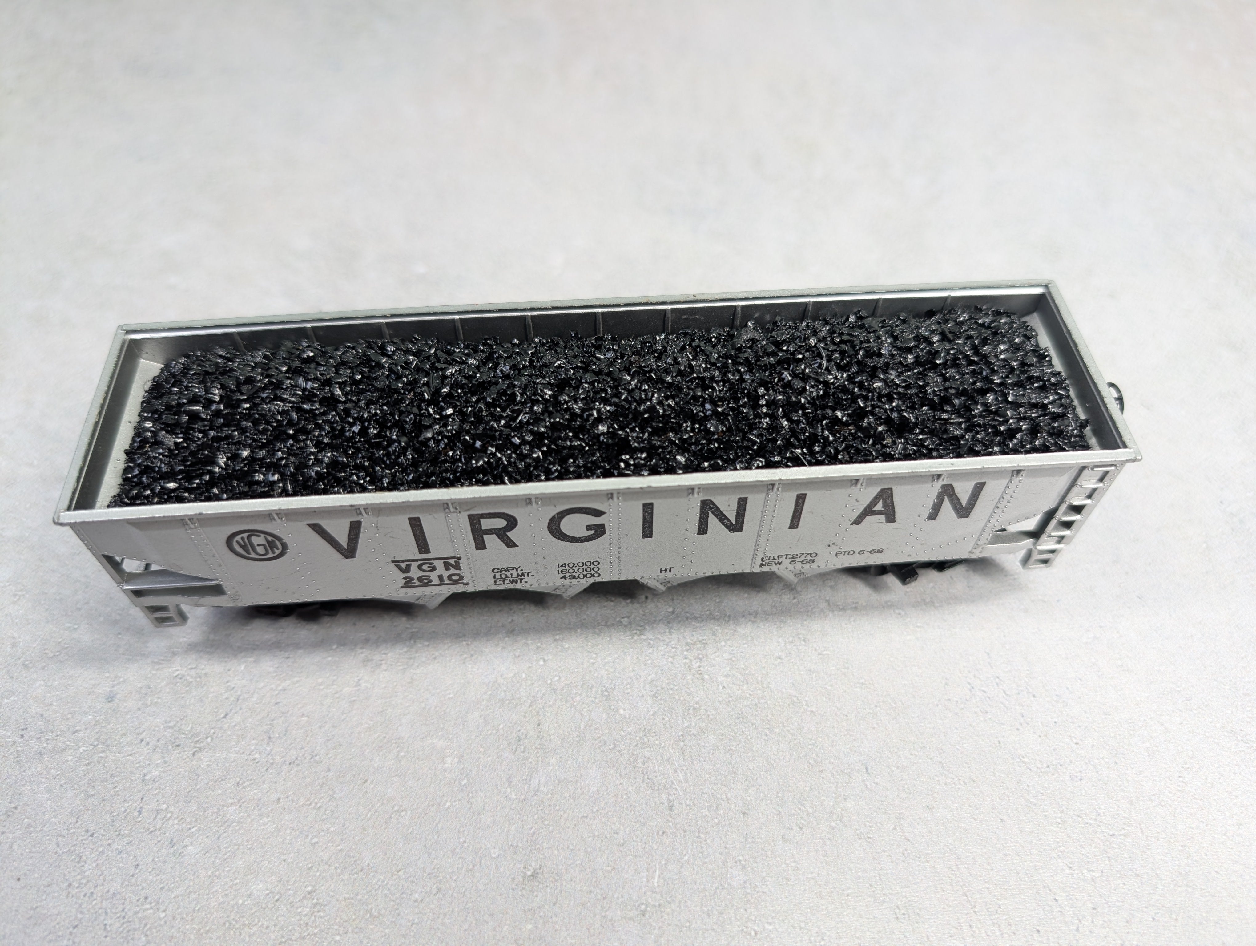 USED Tyco HO Scale Quad Hopper Virginian VGN #2610 w/ Load