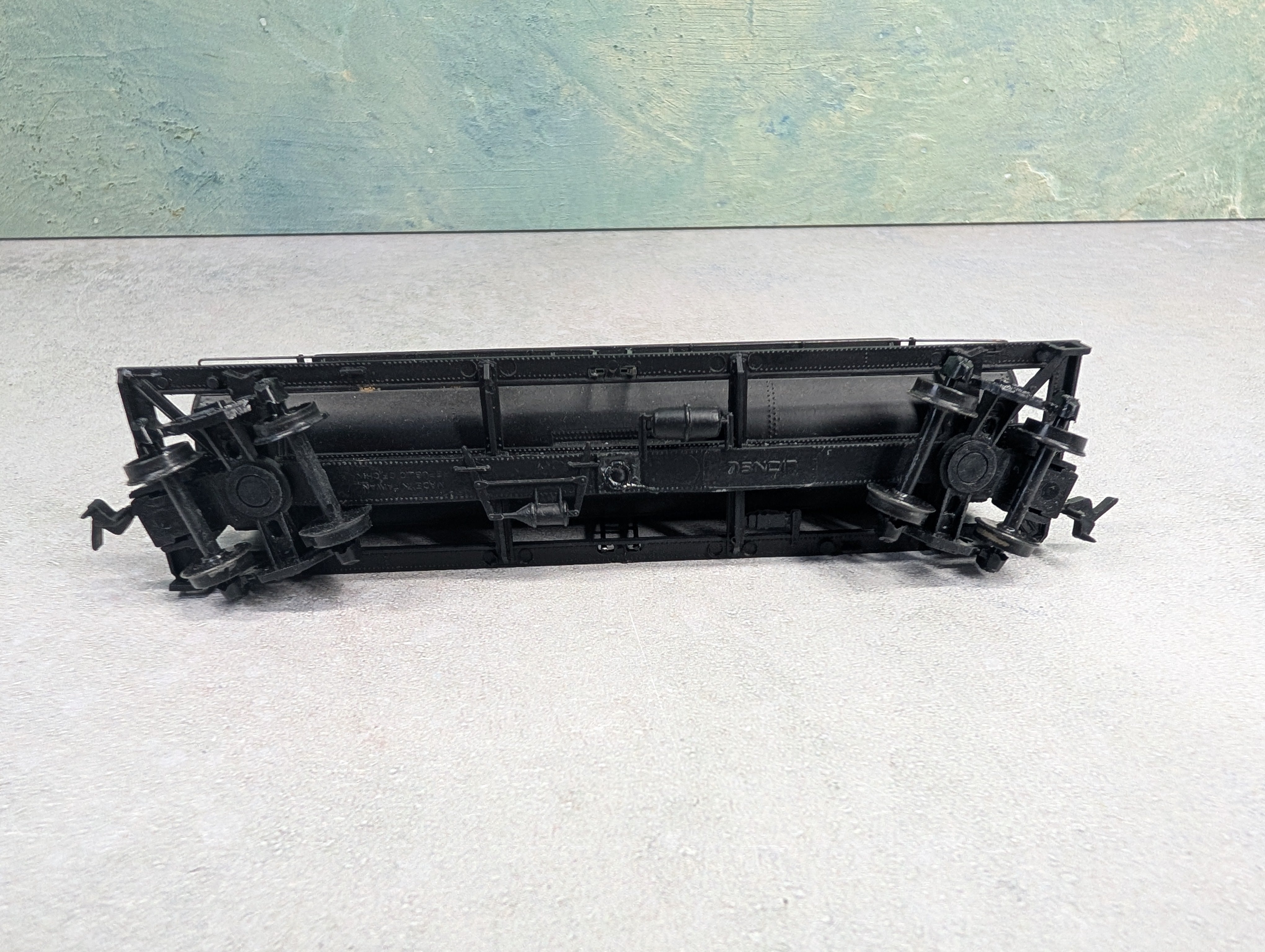 USED Lionel HO Scale Triple Dome Tank Car Dow Chemical GWEX #48416