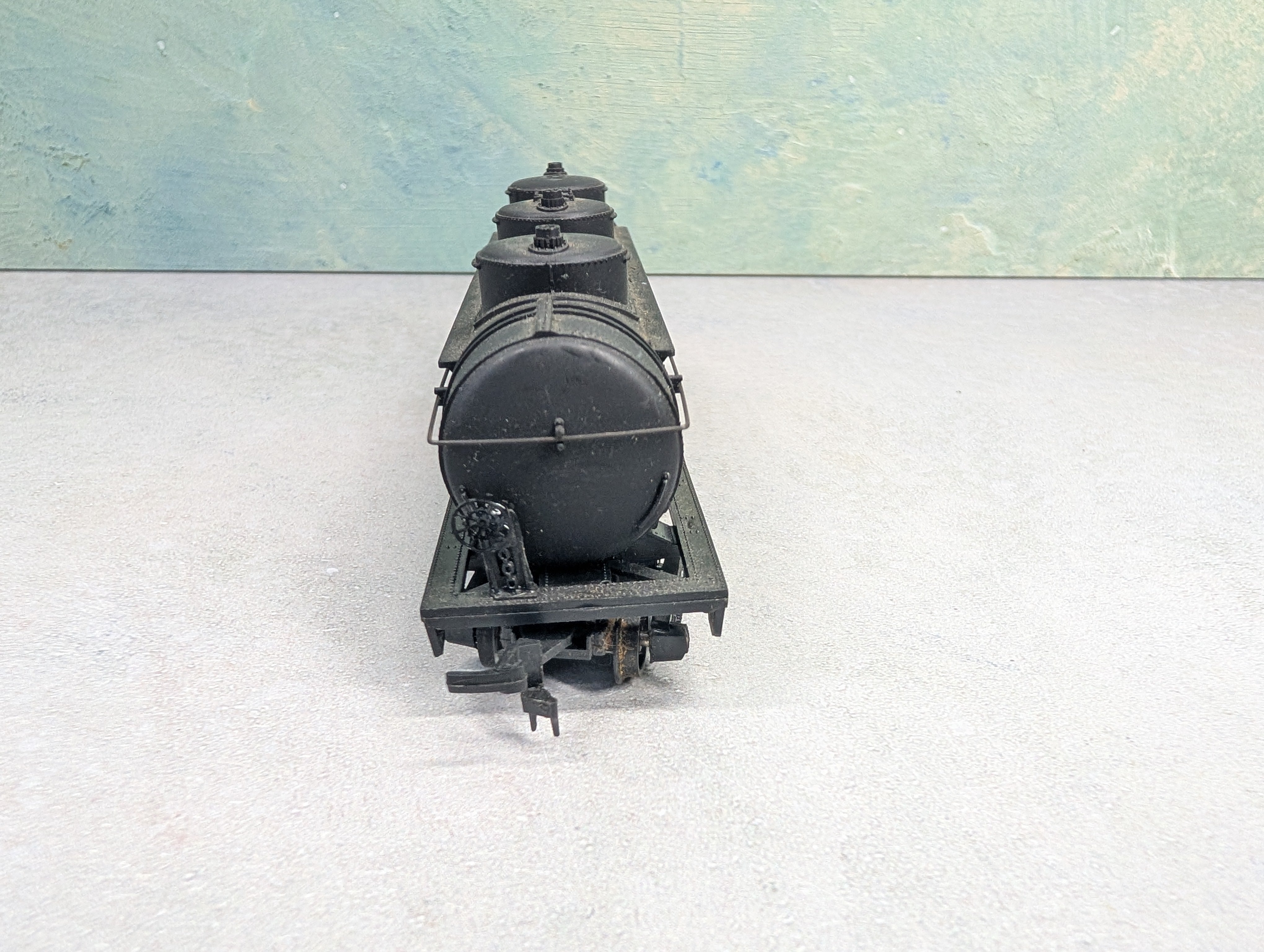 USED AHM HO Scale Triple Dome Tank Car General American GATX