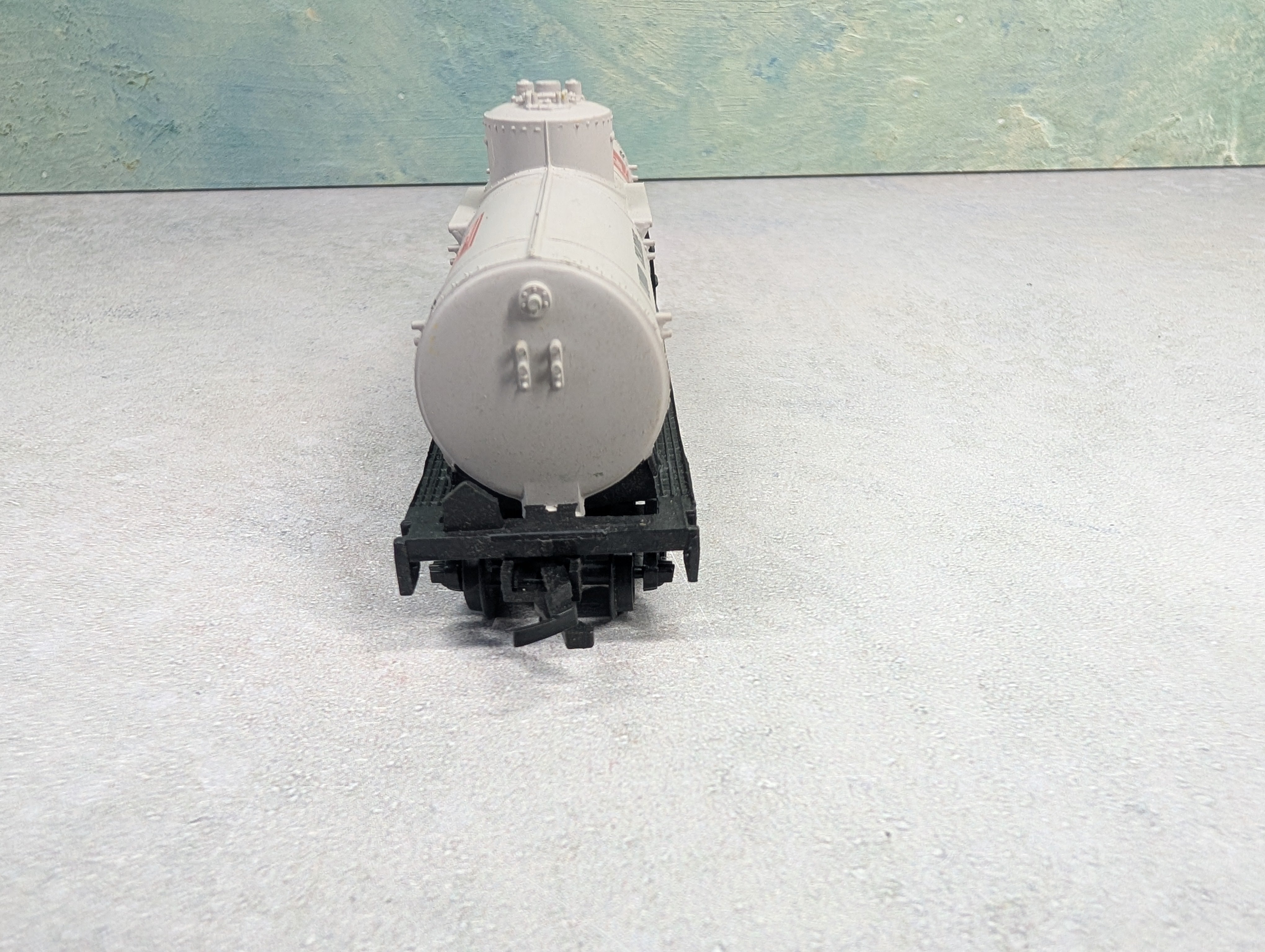 USED Life-Like HO Scale Single Dome Tank Car Allied Chemical ACDX #68075