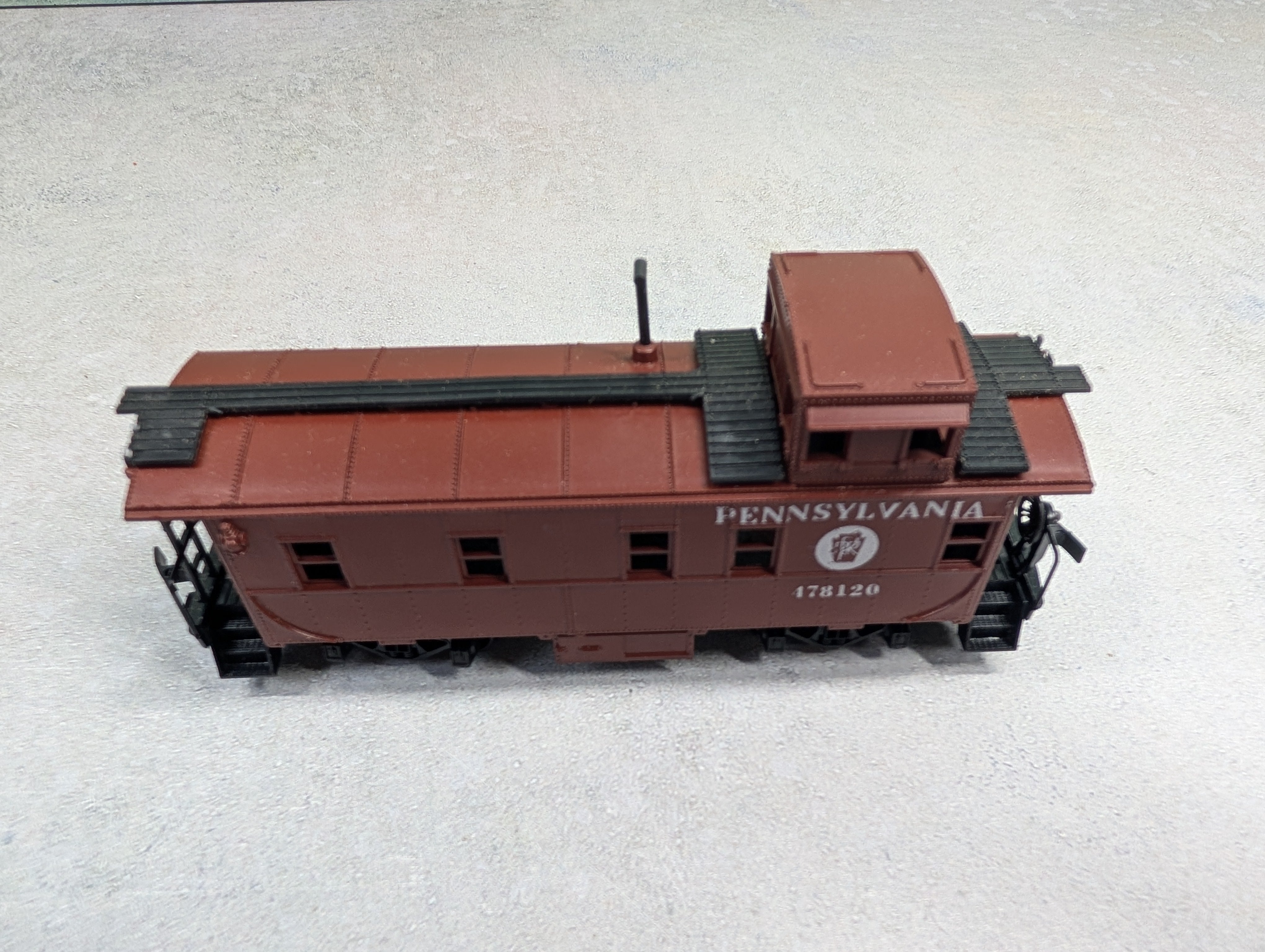 USED AHM HO Scale Caboose Pennsylvania #478120