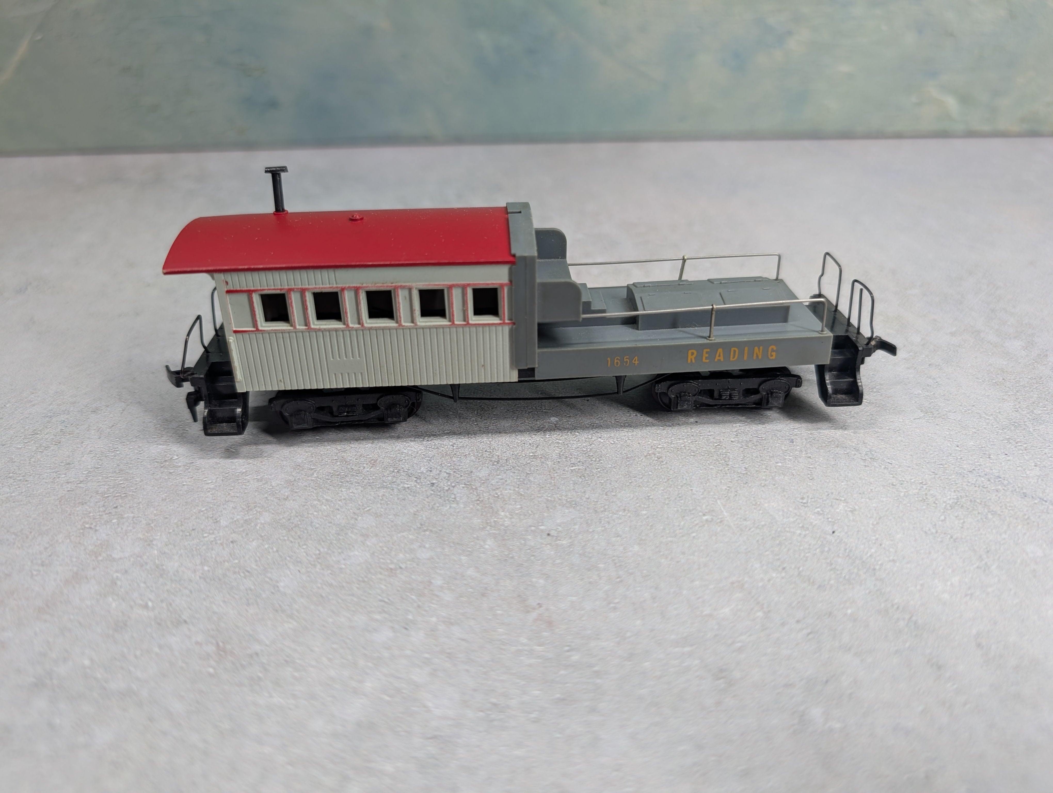 USED Tyco HO Scale Clearance Check Car RARE Reading #1654