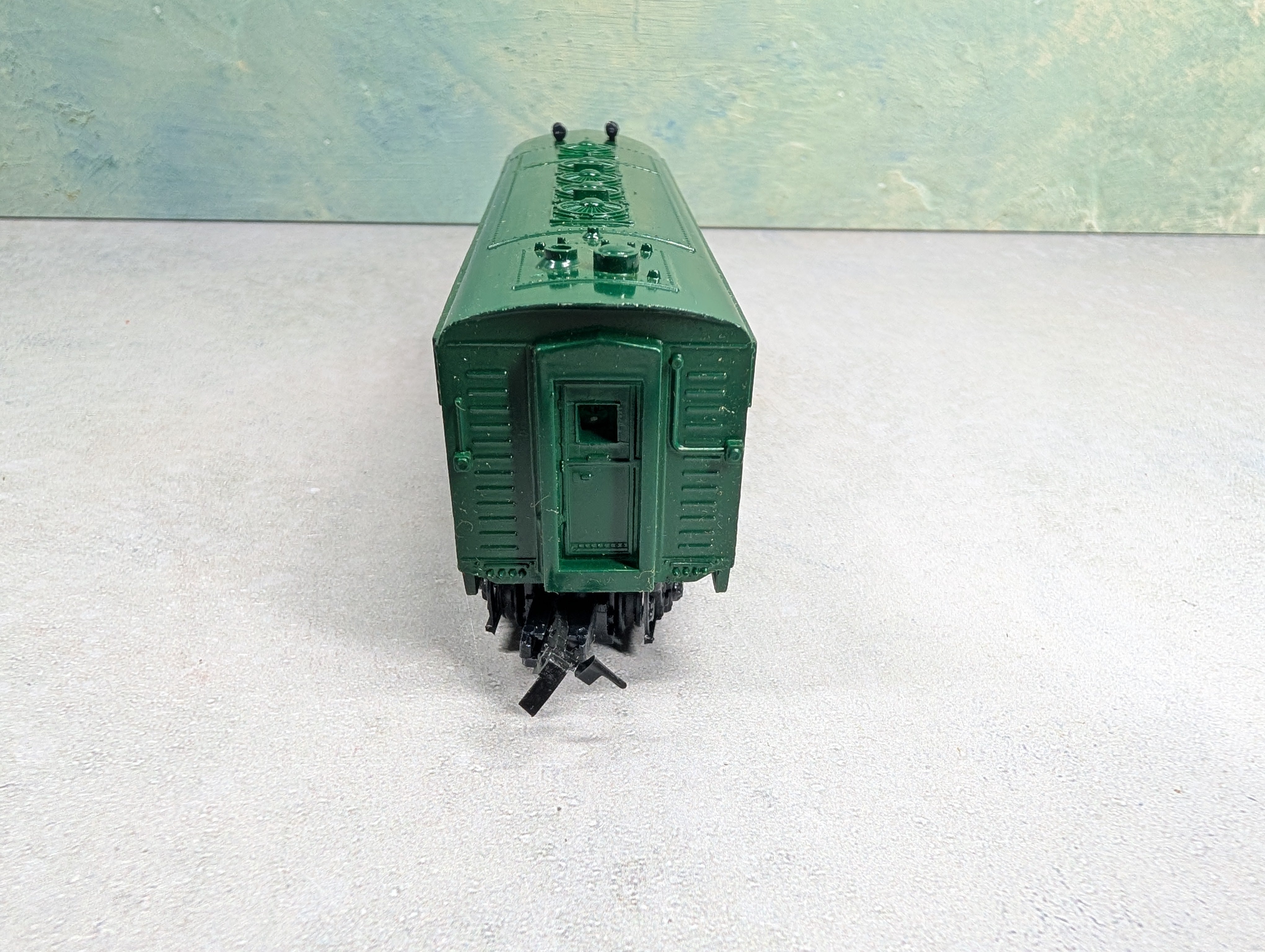 USED Life-Like HO Scale F-7A Diesel Locomotive Southern #6130 Parts/Repairs DC