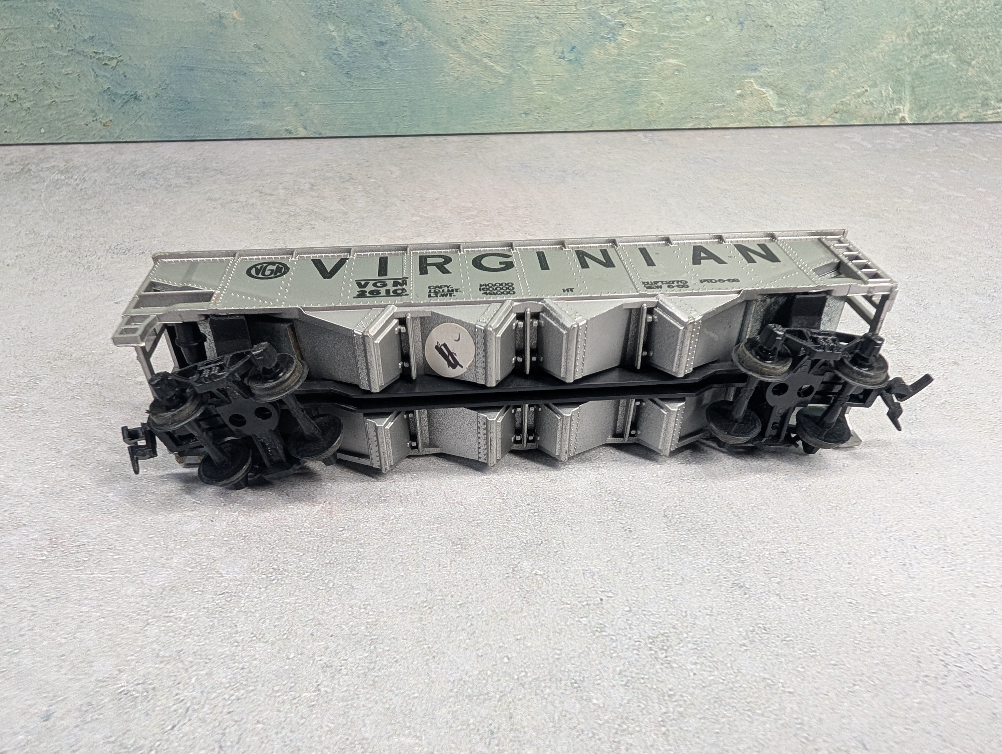 USED Tyco HO Scale Quad Hopper Virginian VGN #2610 w/ Coal Load