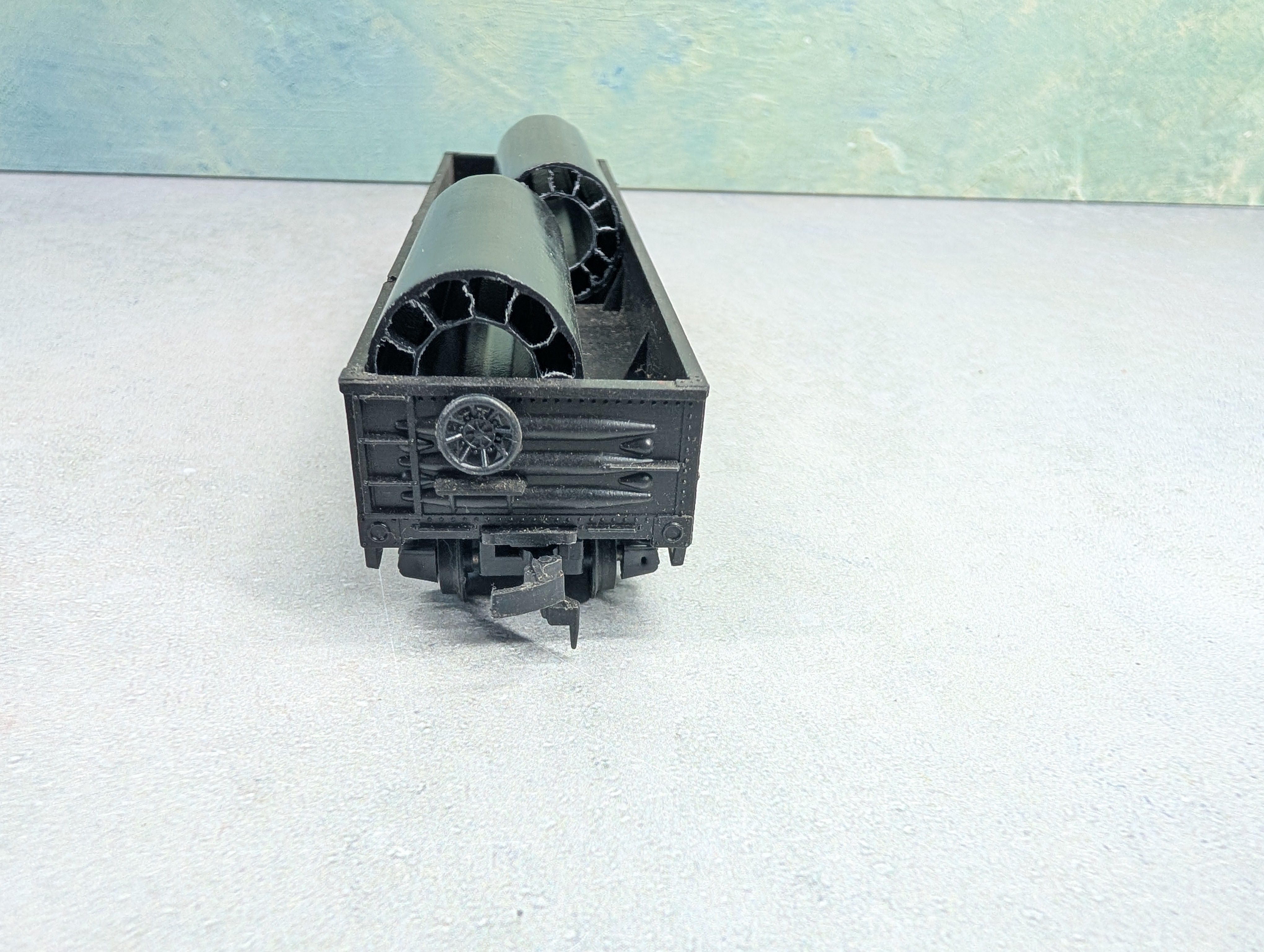 USED ROCO HO Scale 40' Gondola Chicago & Eastern Illinois C&EI #82005 w/ Pipe Load