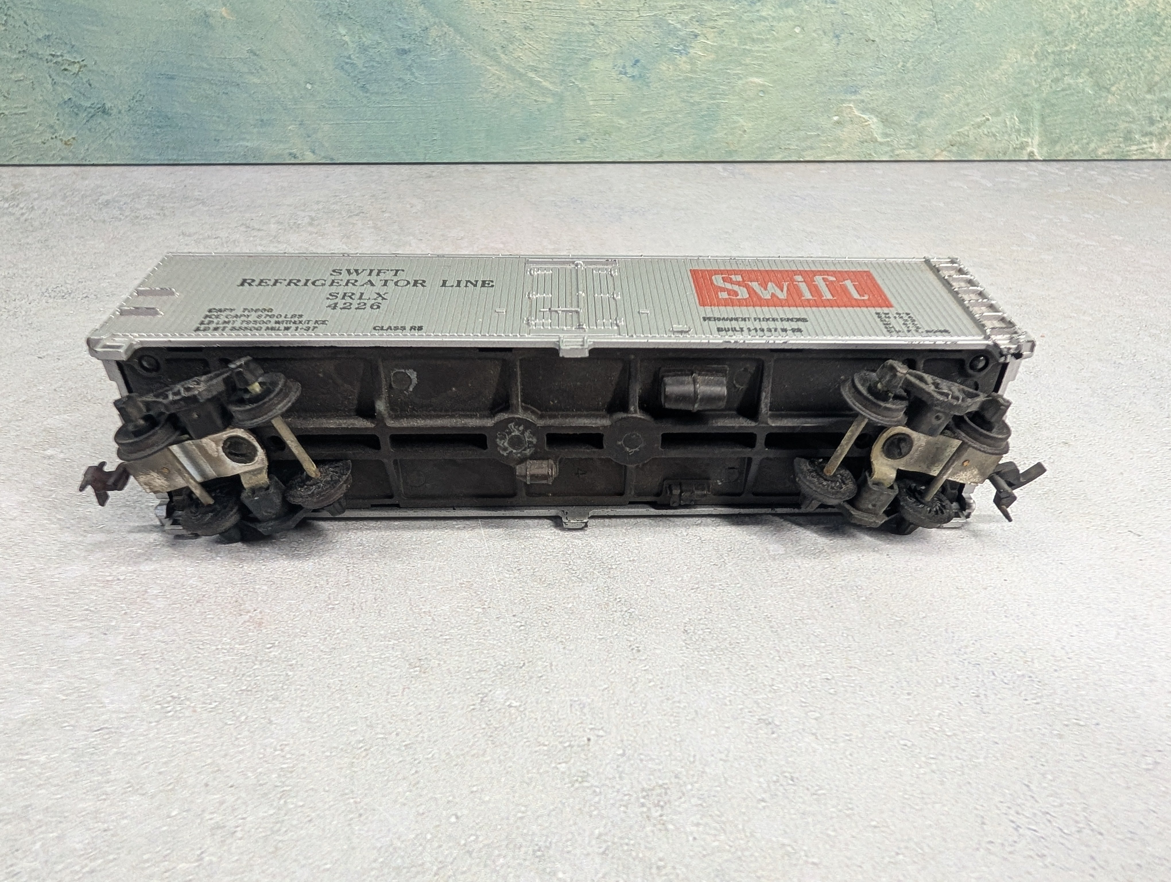 USED Mantua HO Scale 40' Wooden Reefer Box Car Swift SRLX #4226