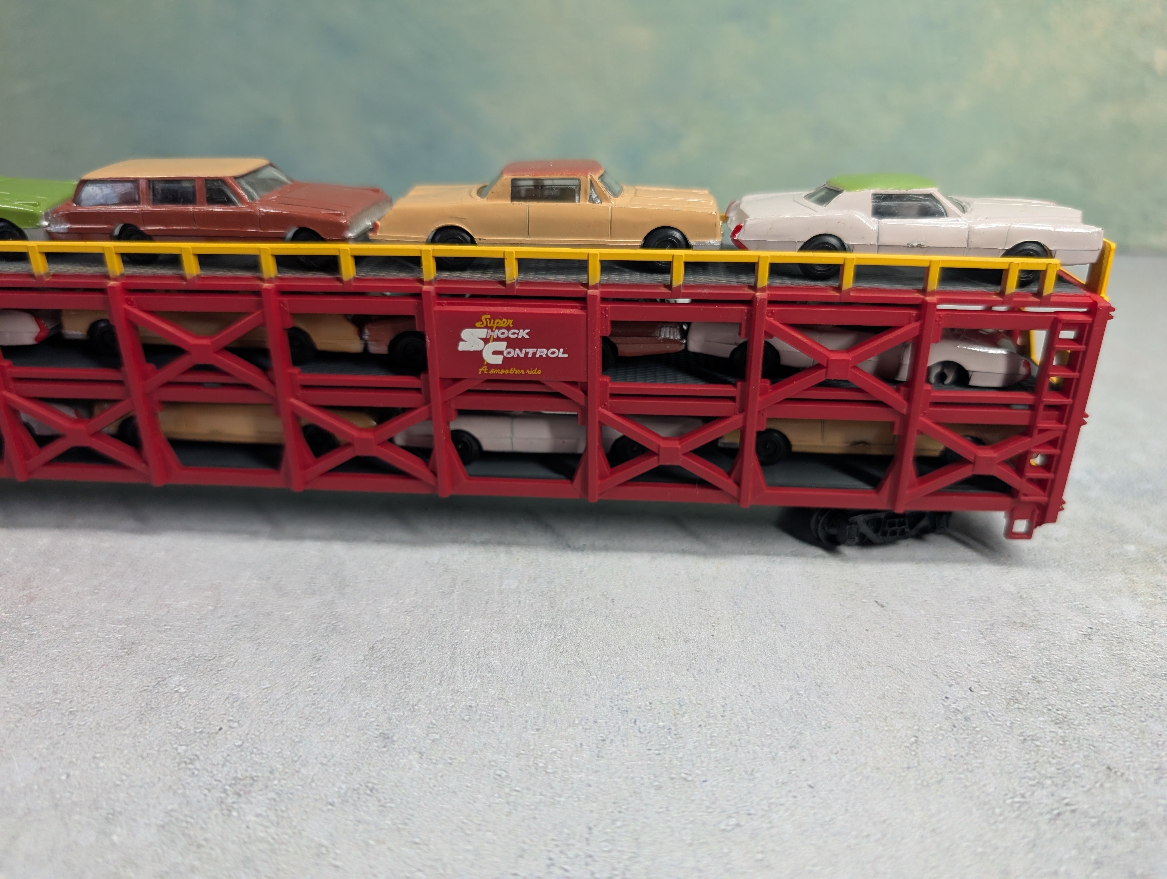 USED Bachmann 1265 HO Scale Tri Level Car Carrier Santa Fe ATSF #88969