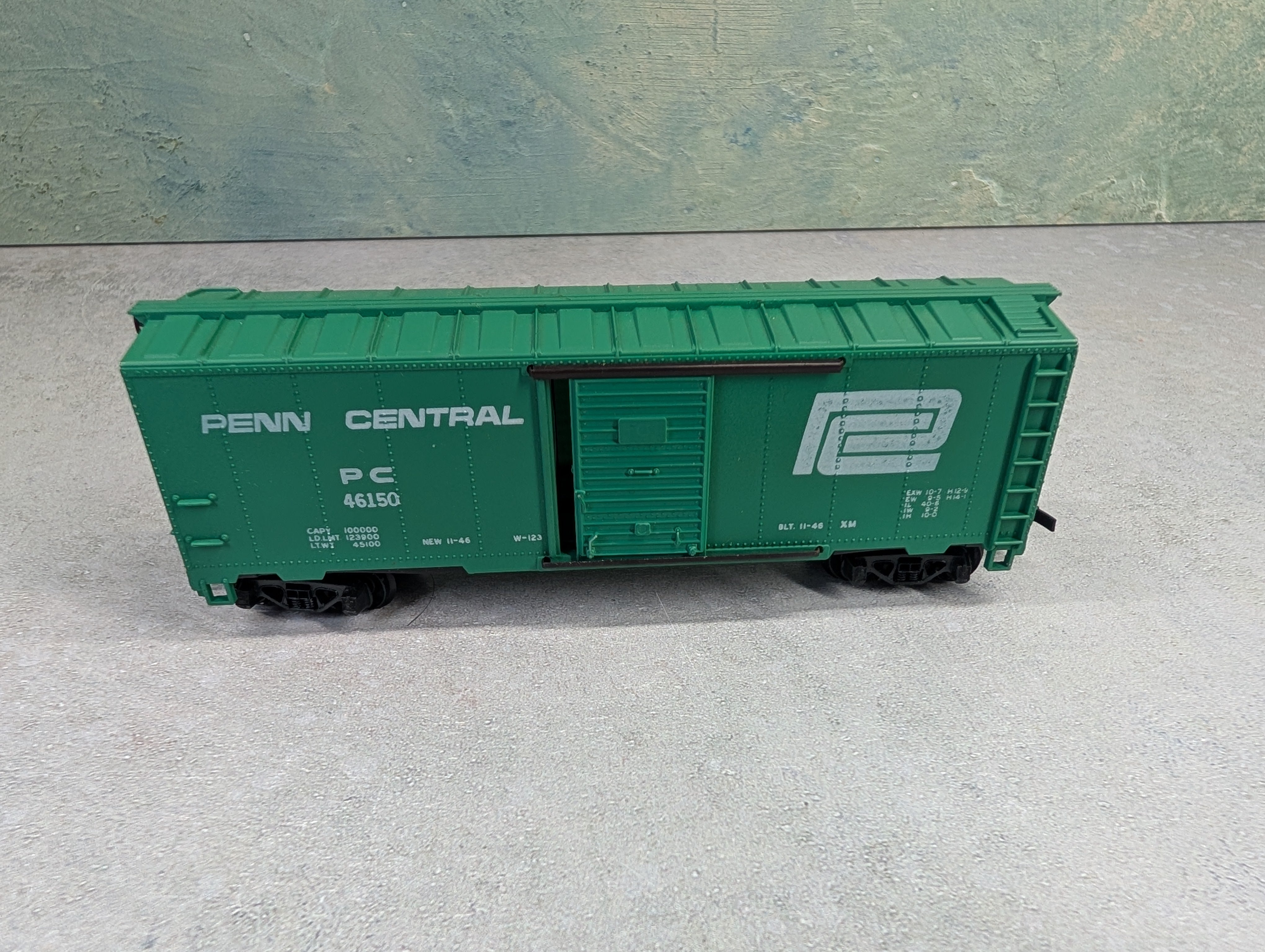 USED Tyco HO Scale 40' Box Car Penn Central PC #46150