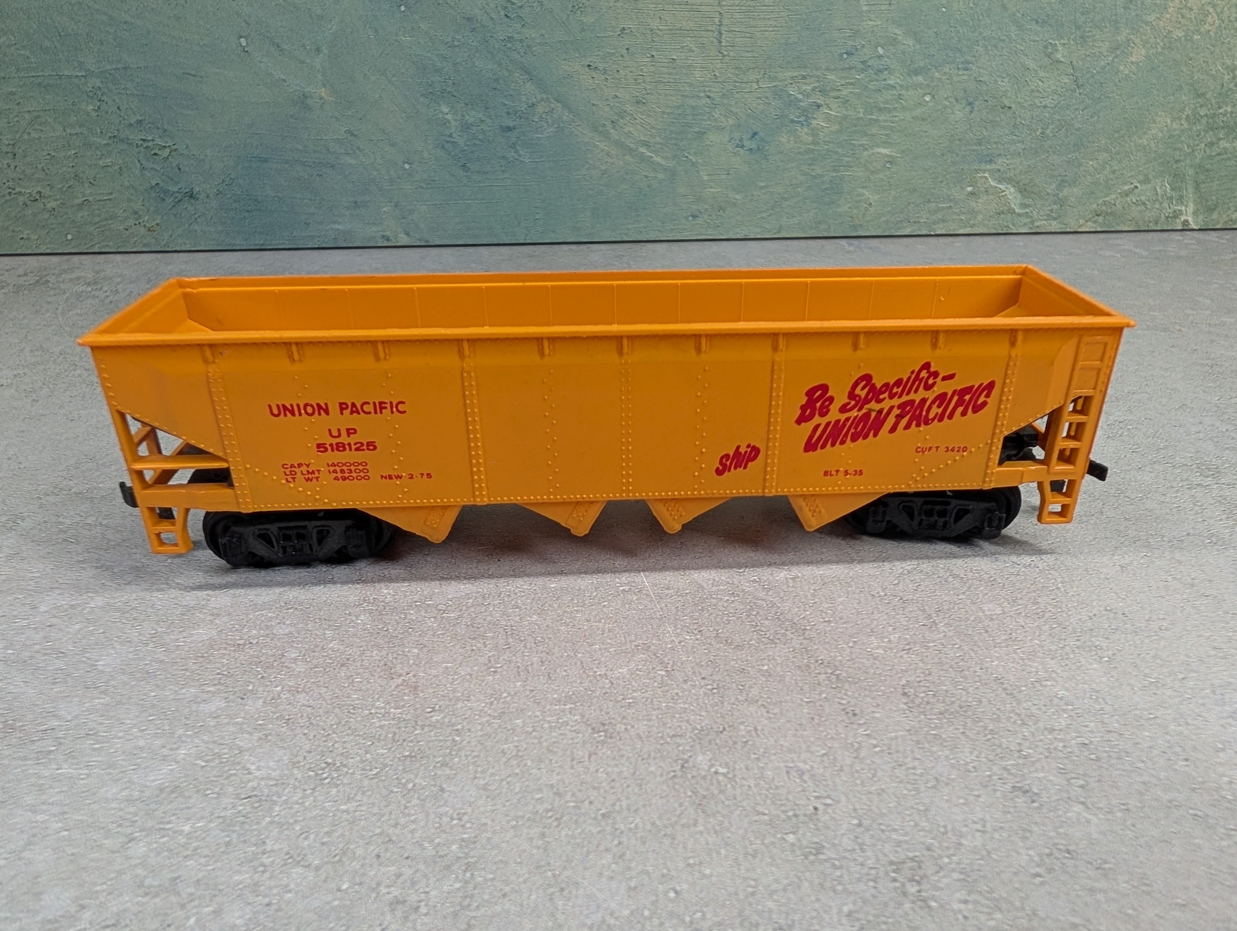 USED Bachmann HO Scale Quad Hopper Union Pacific UP #518125