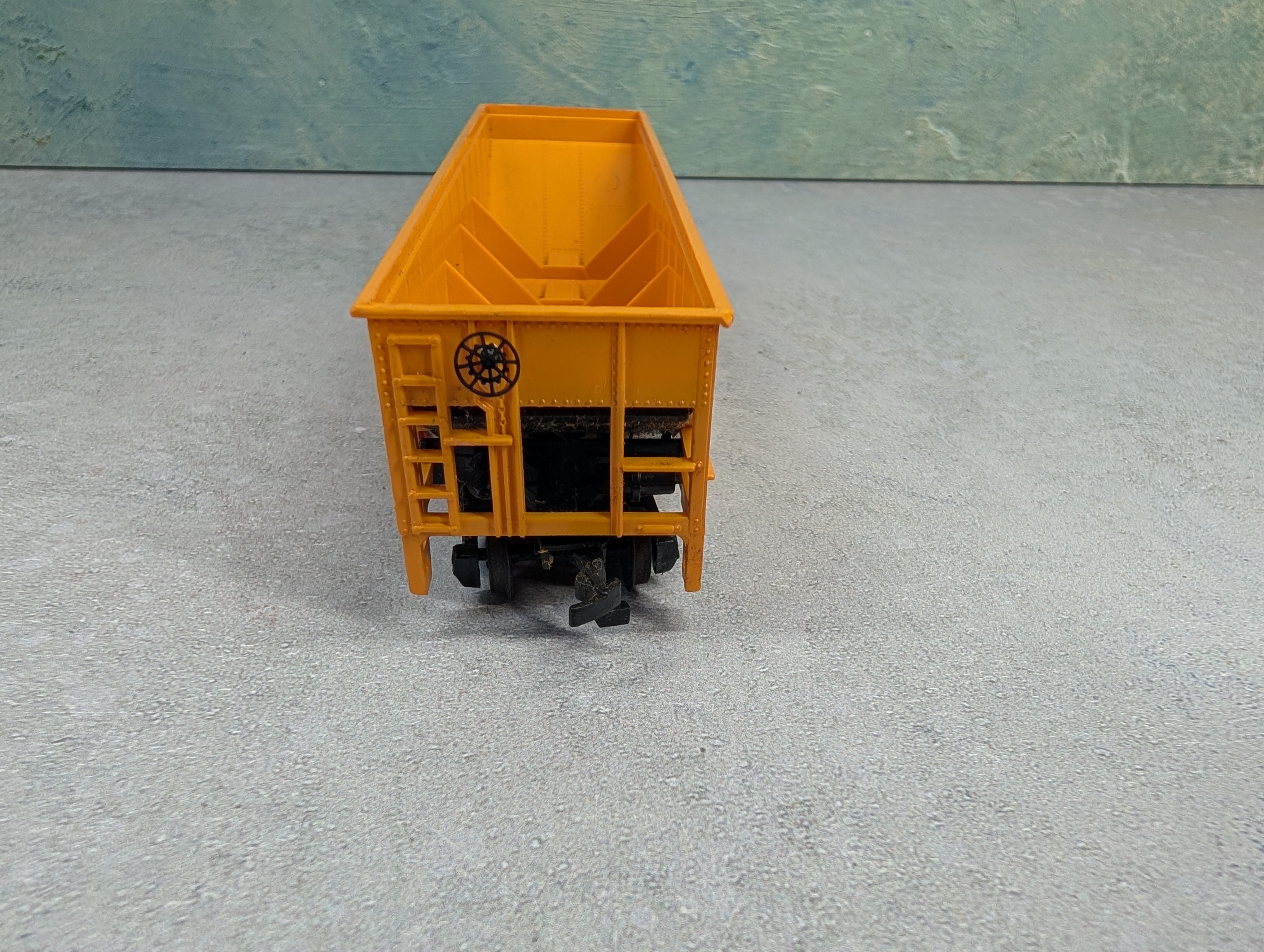 USED Bachmann HO Scale Quad Hopper Union Pacific UP #518125