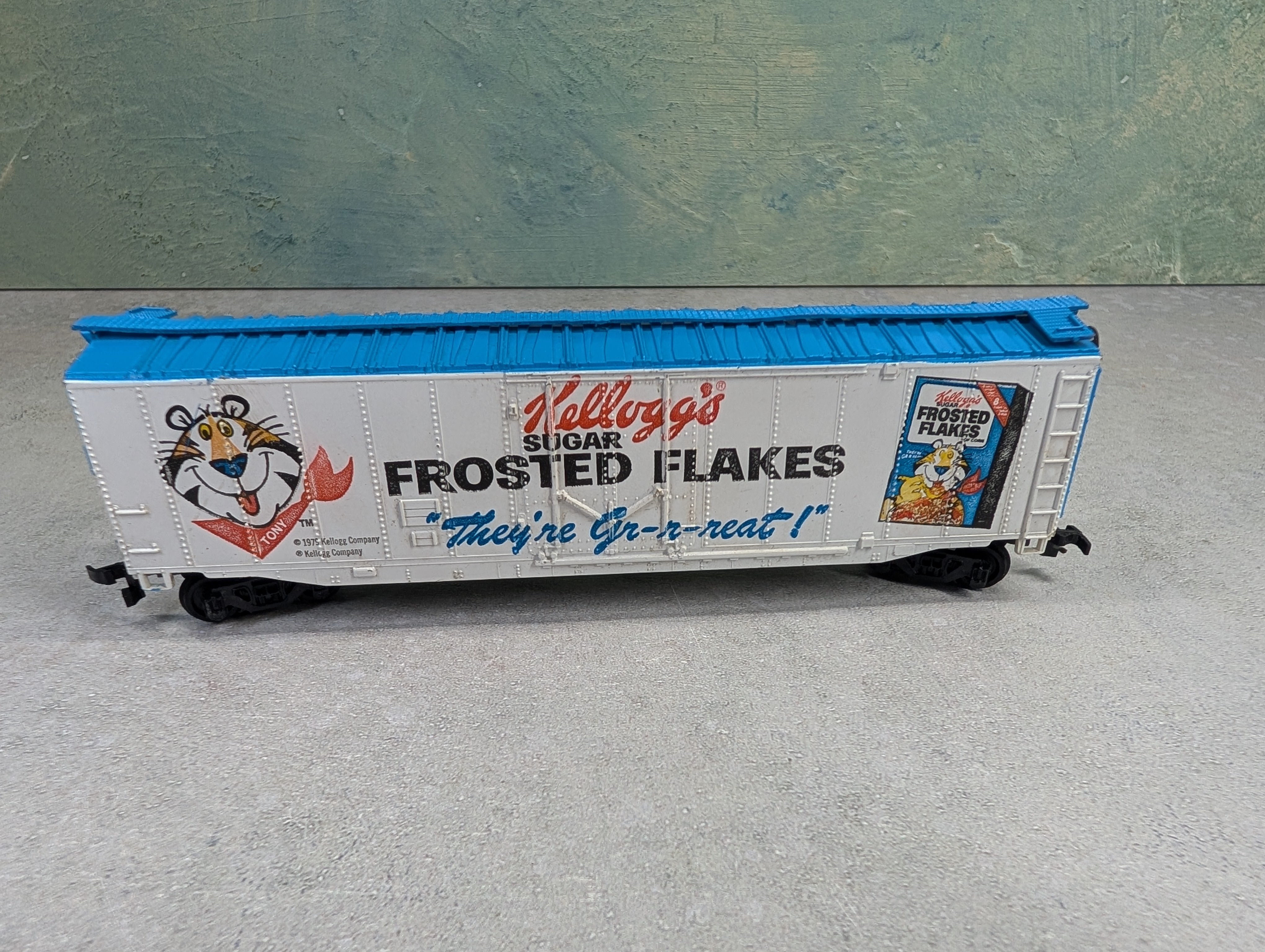 USED Bachmann HO Scale 50' Box Car Kellogg's Frosted Flakes 1979