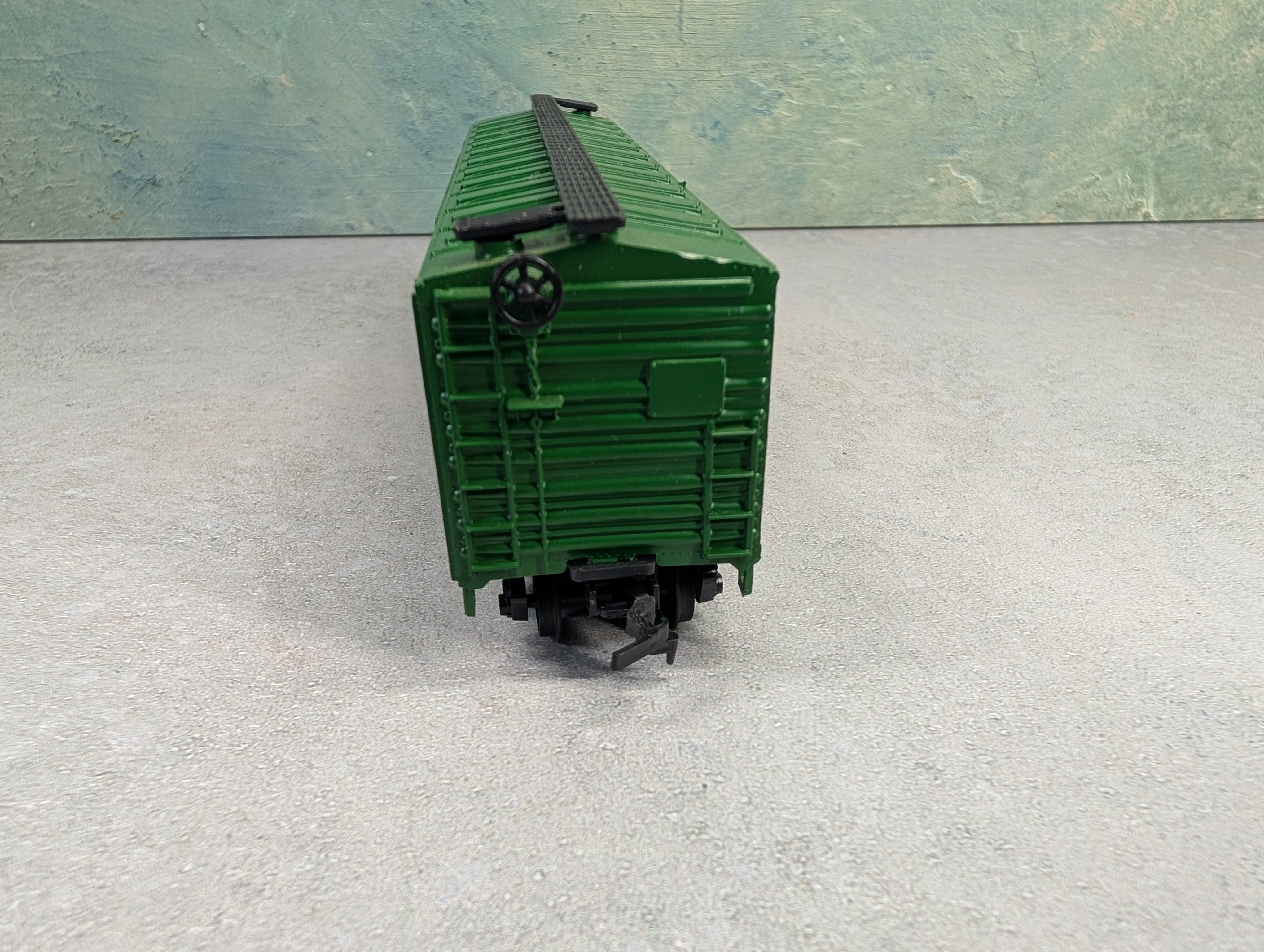 USED AHM HO Scale 50' Box Car Burlington Northern BN #100024