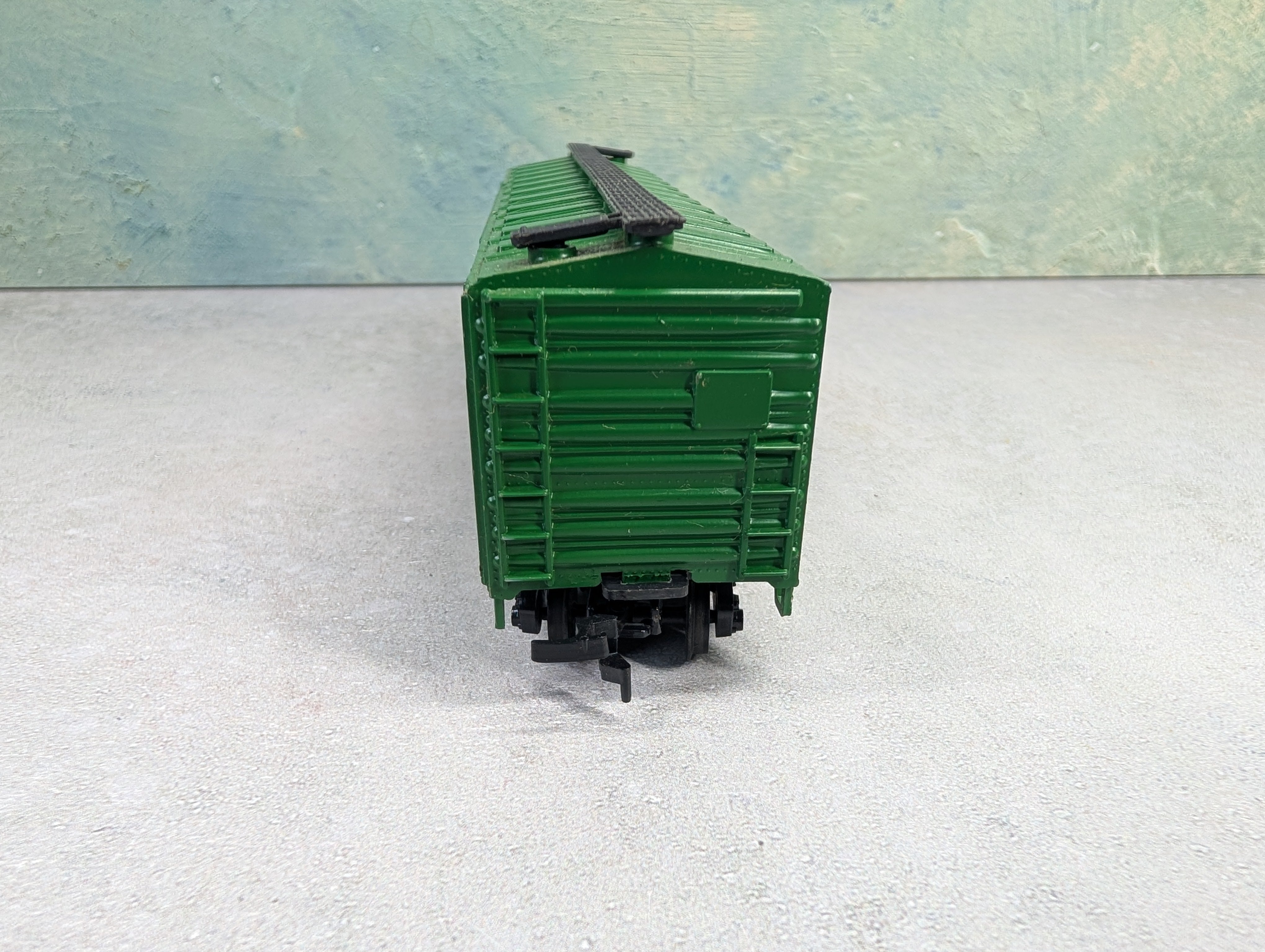 USED AHM HO Scale 50' Box Car Burlington Northern BN #100024
