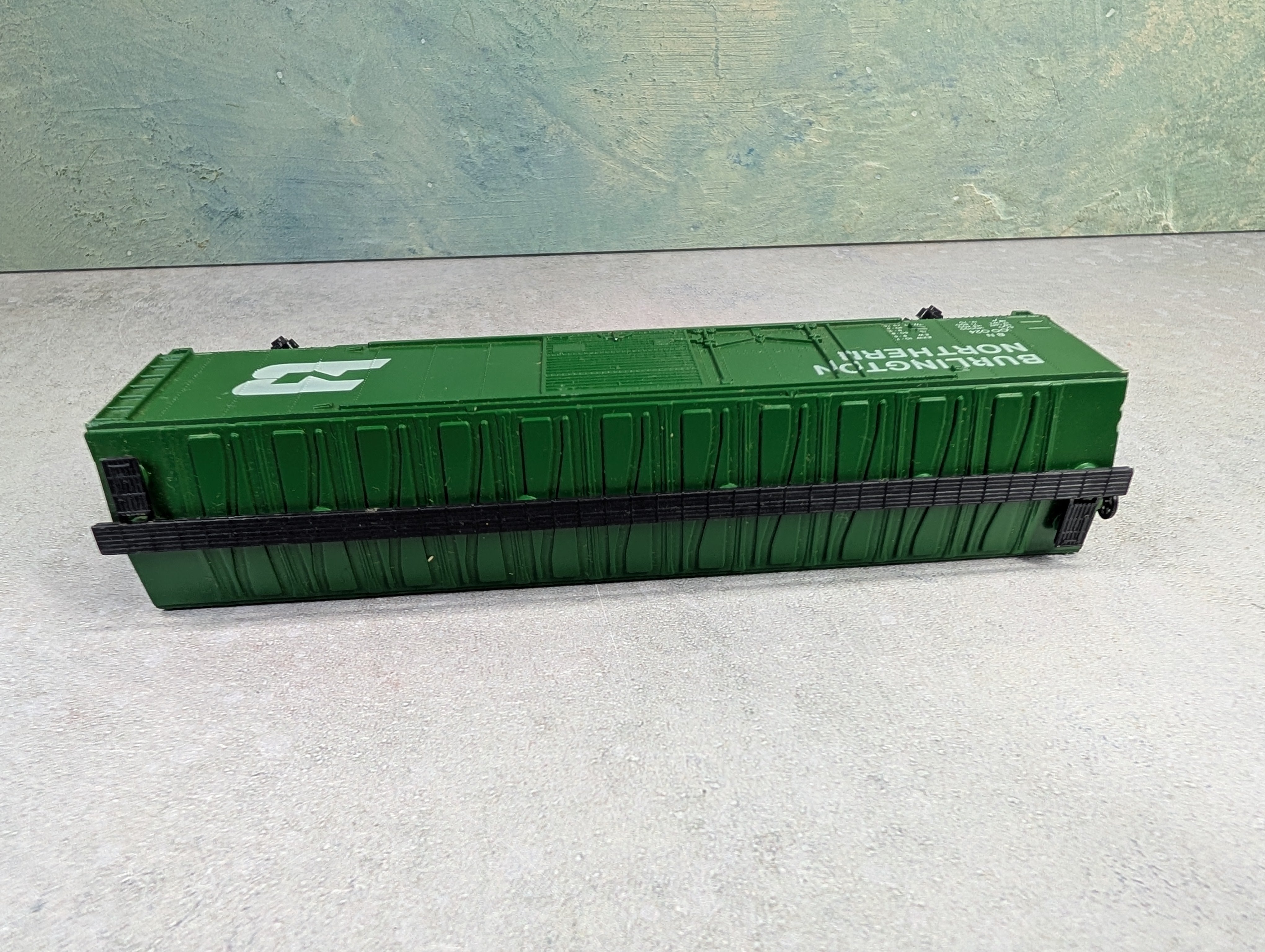 USED AHM HO Scale 50' Box Car Burlington Northern BN #100024