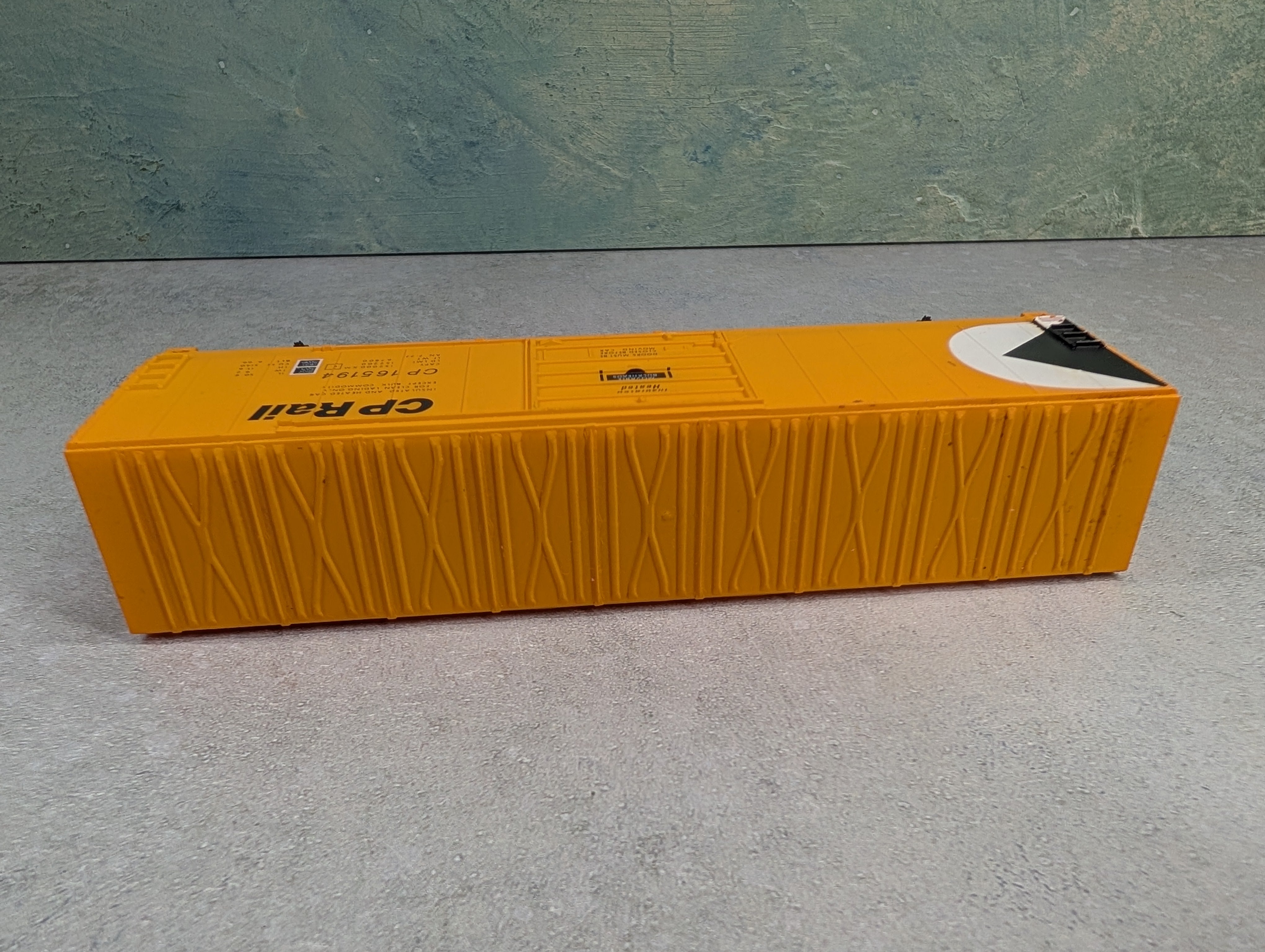 USED Life-Like HO Scale 50' Box Car Canadian Pacific CP #165194