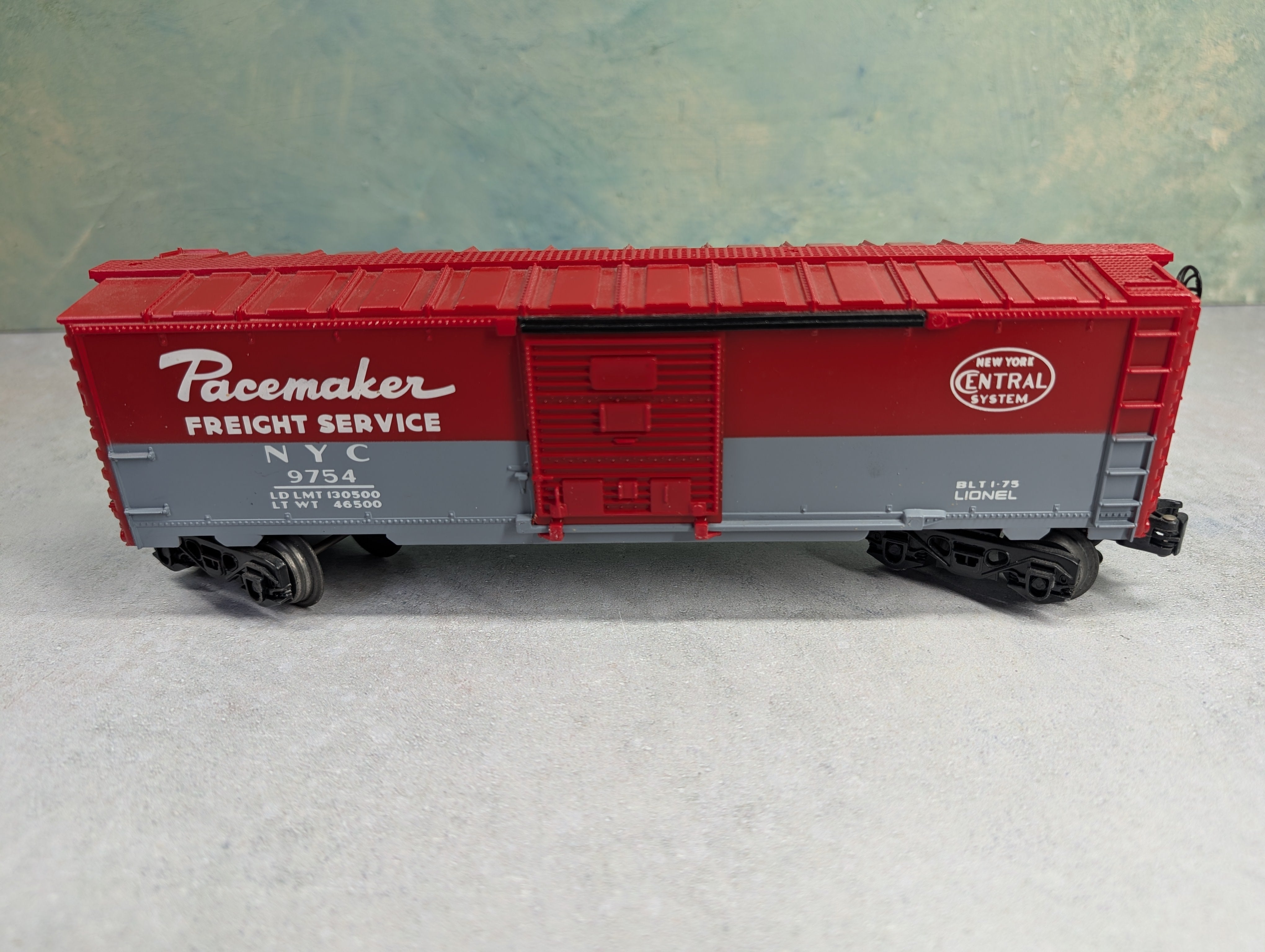 USED Lionel 2868768 O Box Car New York Central NYC #9754 Pacemaker