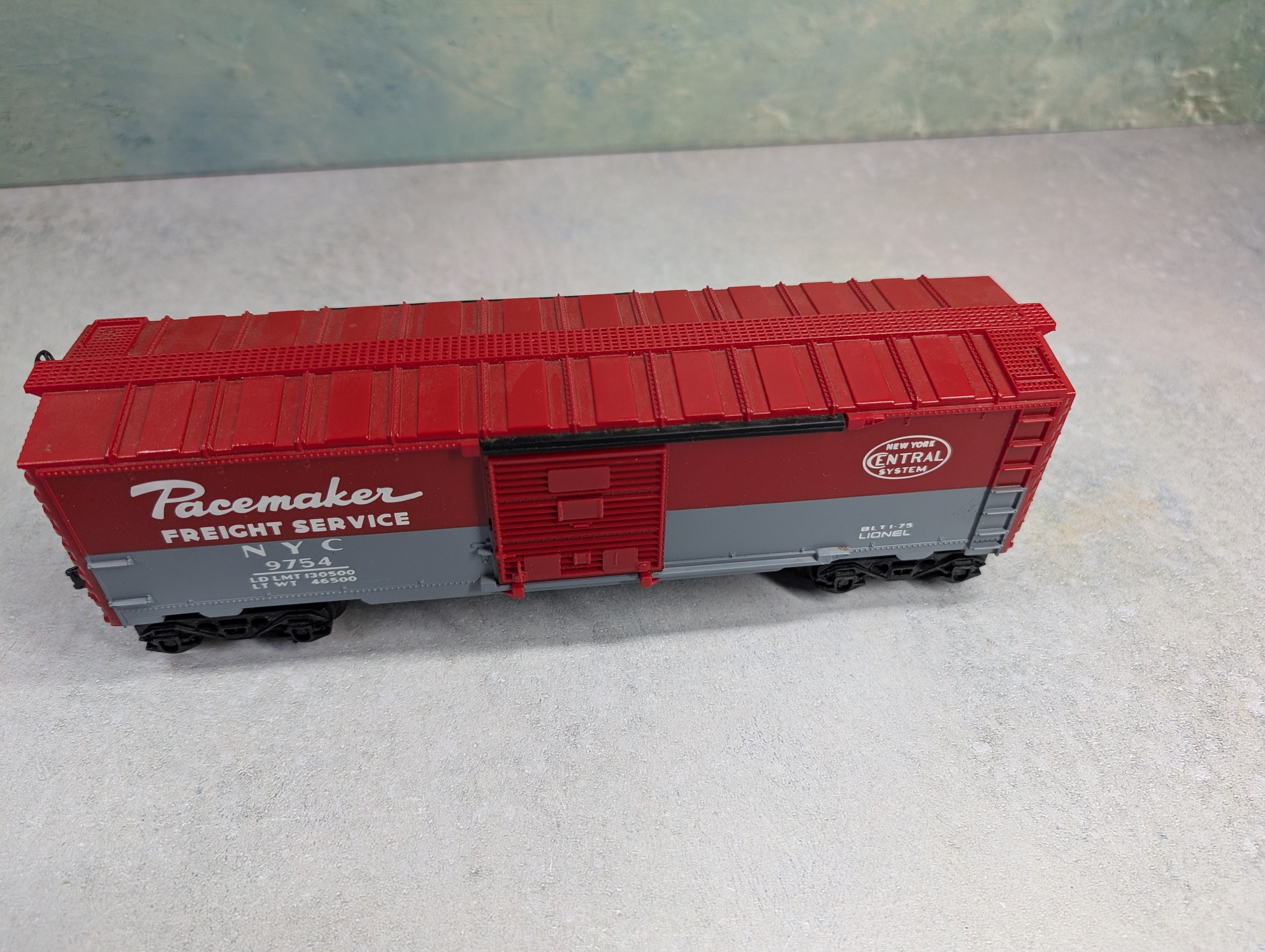 USED Lionel 2868768 O Box Car New York Central NYC #9754 Pacemaker