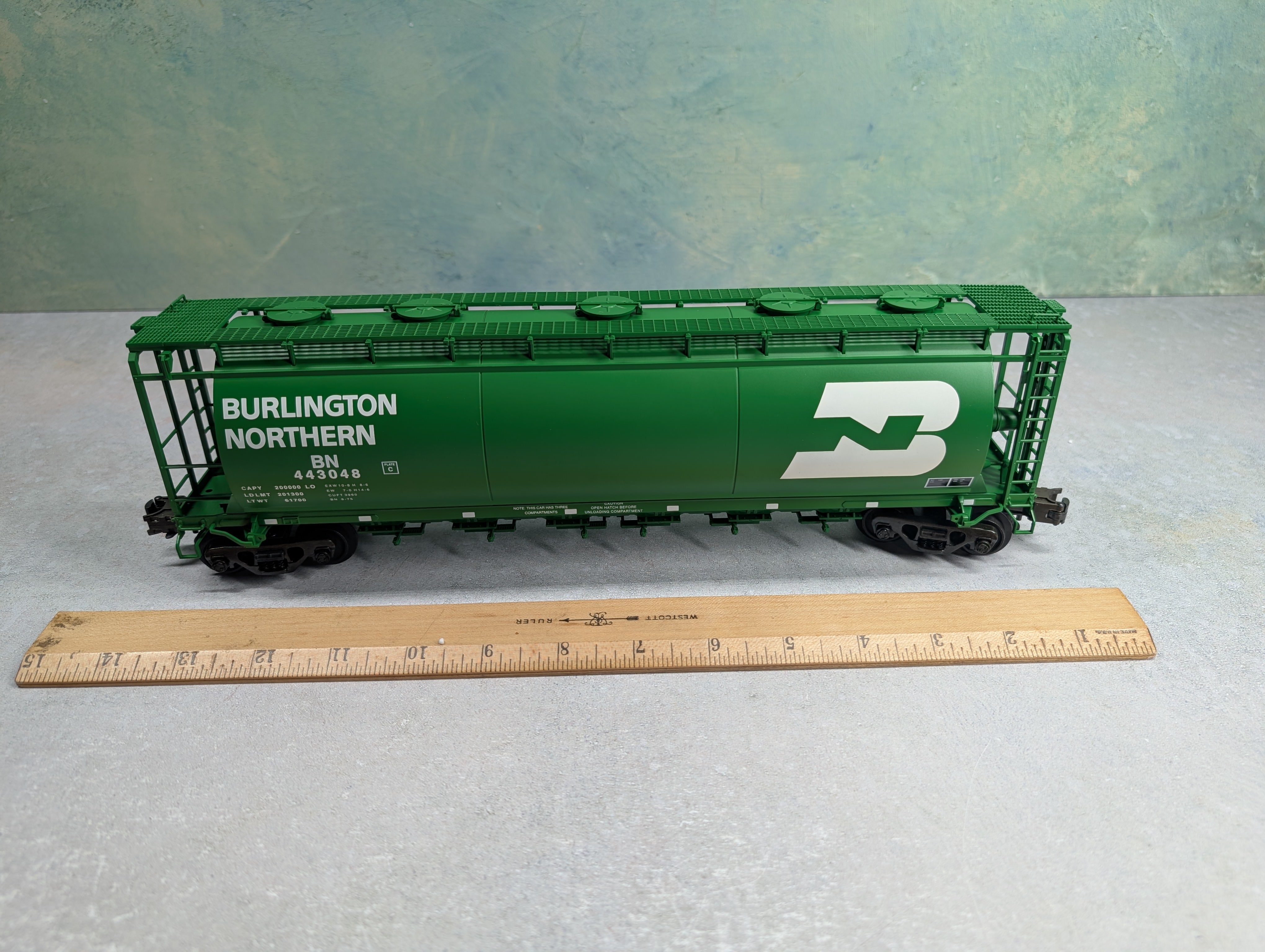 USED Atlas #6331-1 O ACF 6-Bay Cylindrical Hopper Burlington Northern BN #443048