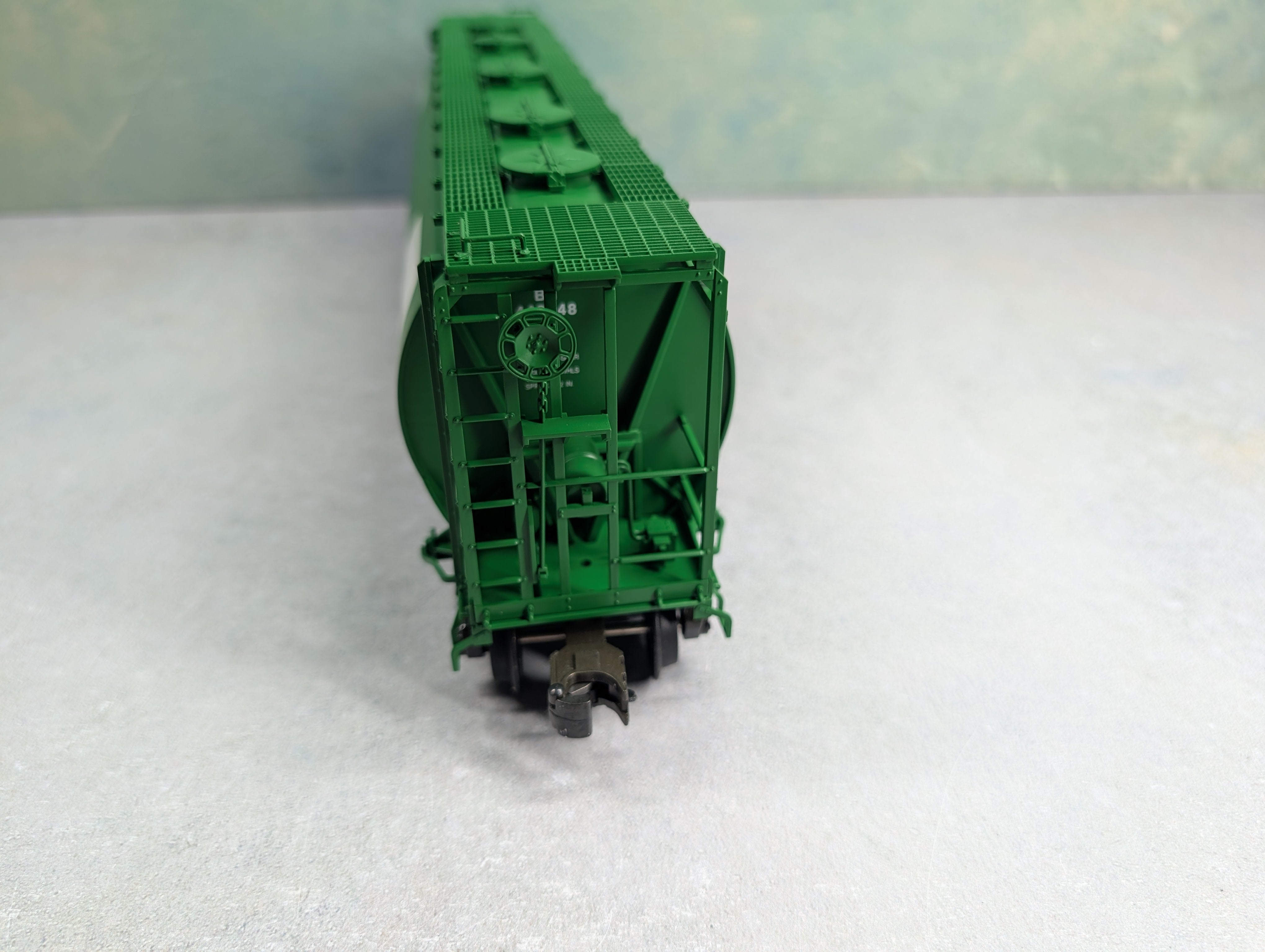 USED Atlas #6331-1 O ACF 6-Bay Cylindrical Hopper Burlington Northern BN #443048