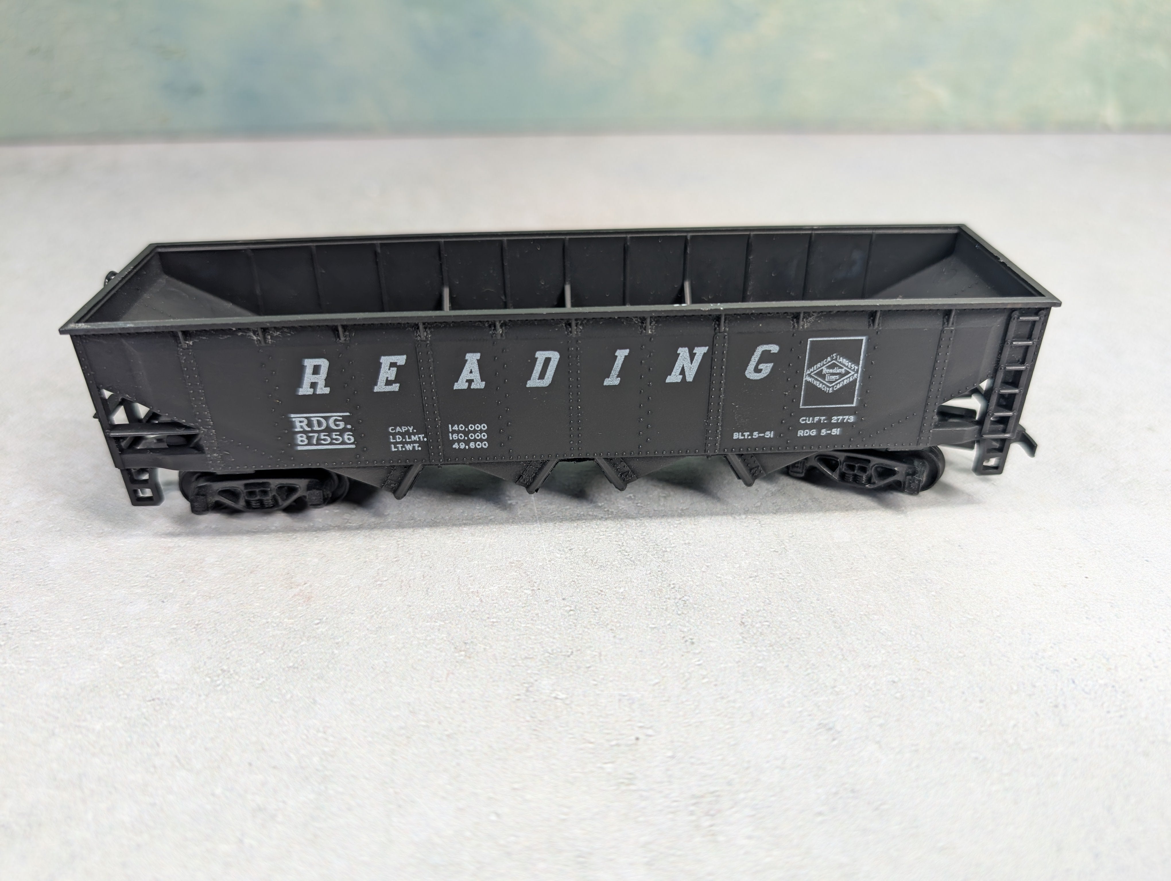 USED Tyco HO Scale 4 Bay Hopper Reading RDG #87556