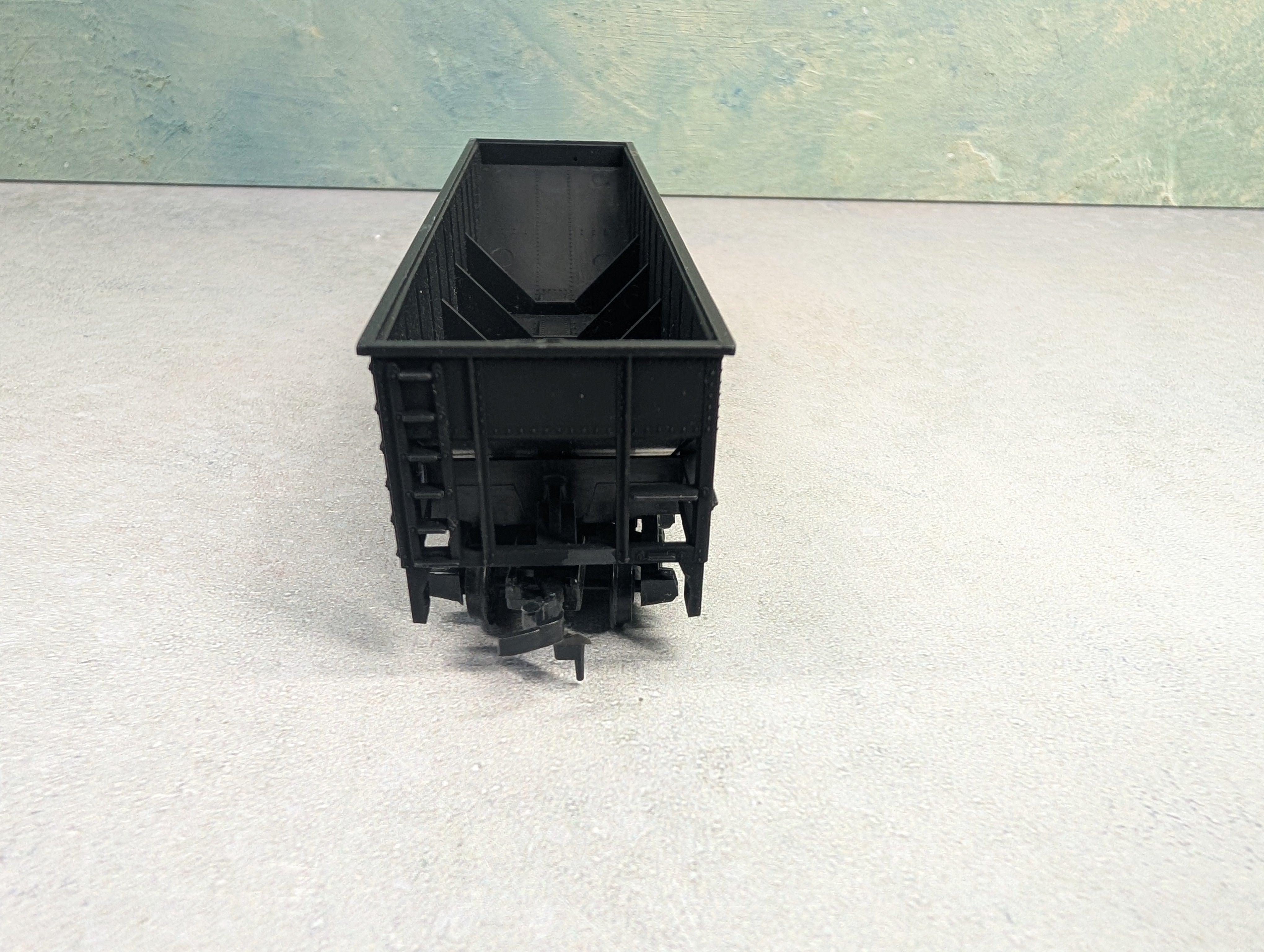 USED Tyco HO Scale 4 Bay Hopper Reading RDG #87556