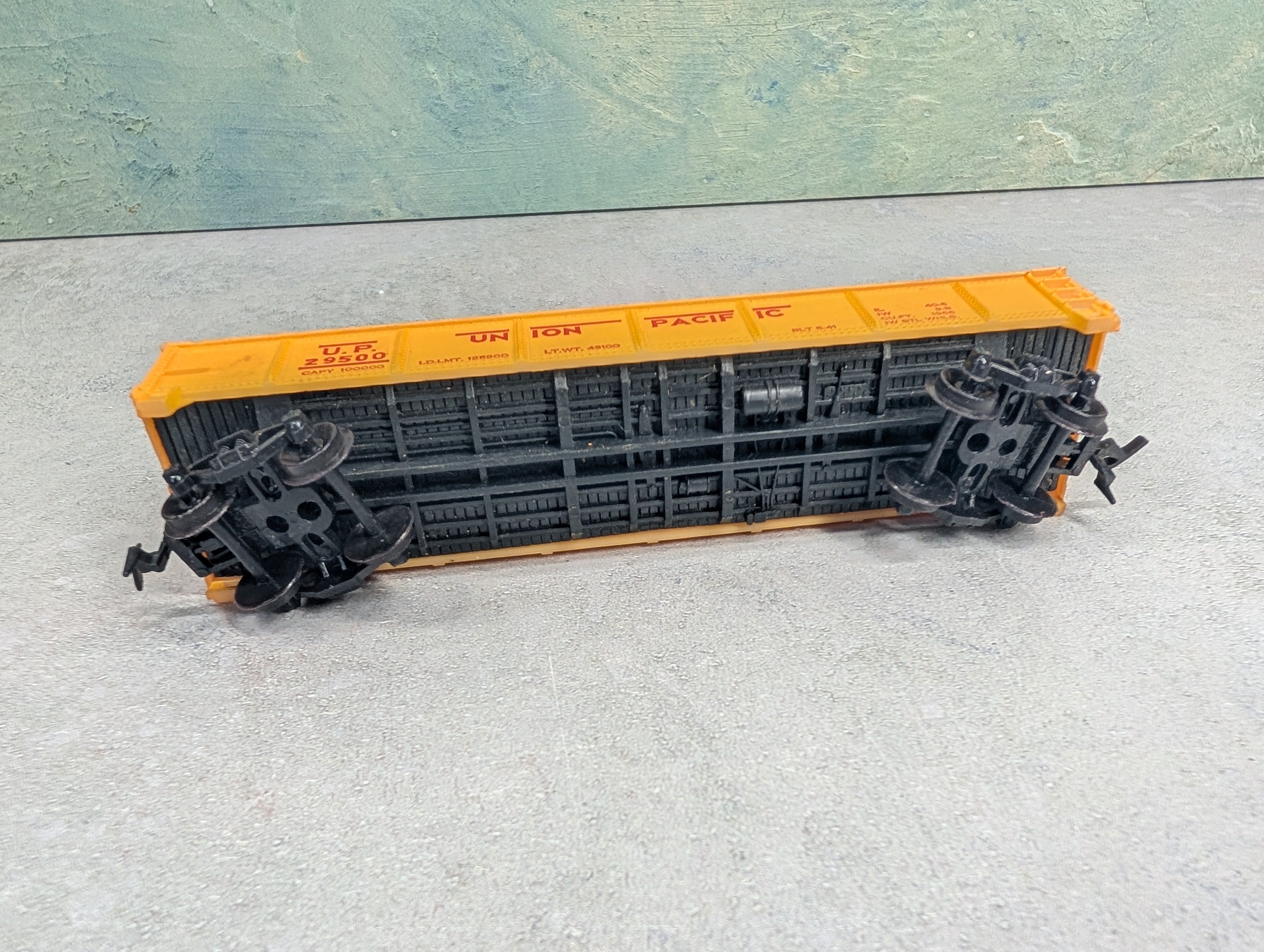 USED HO Scale Gondola Union Pacific UP #29500
