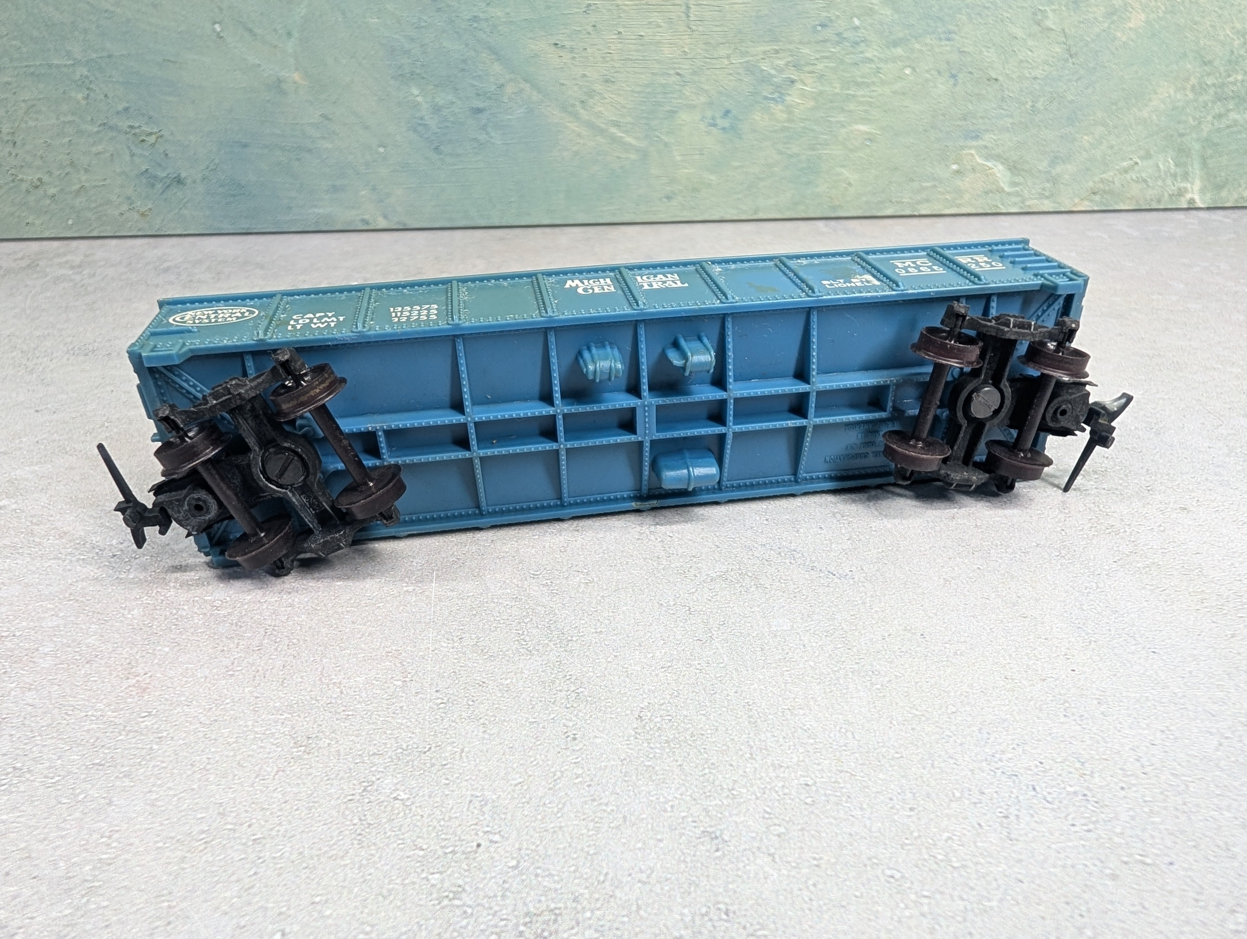 USED Lionel HO Scale Gondola Michigan Central MCRR #0865250