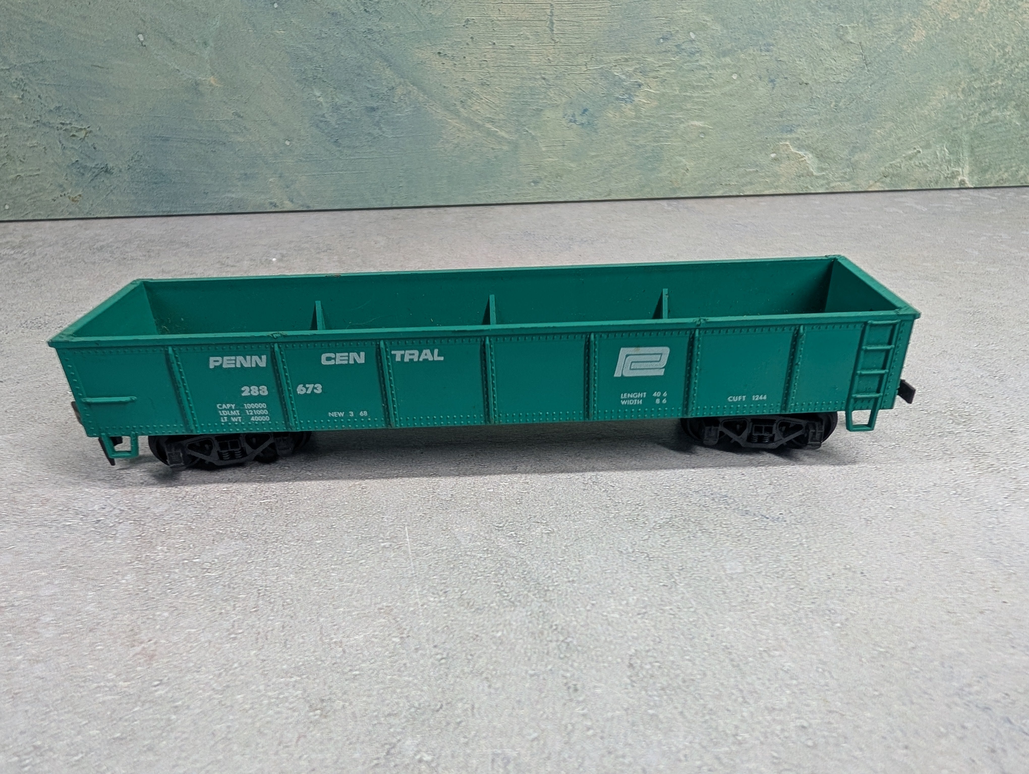 USED Roco HO Scale Gondola Penn Central PC #288673