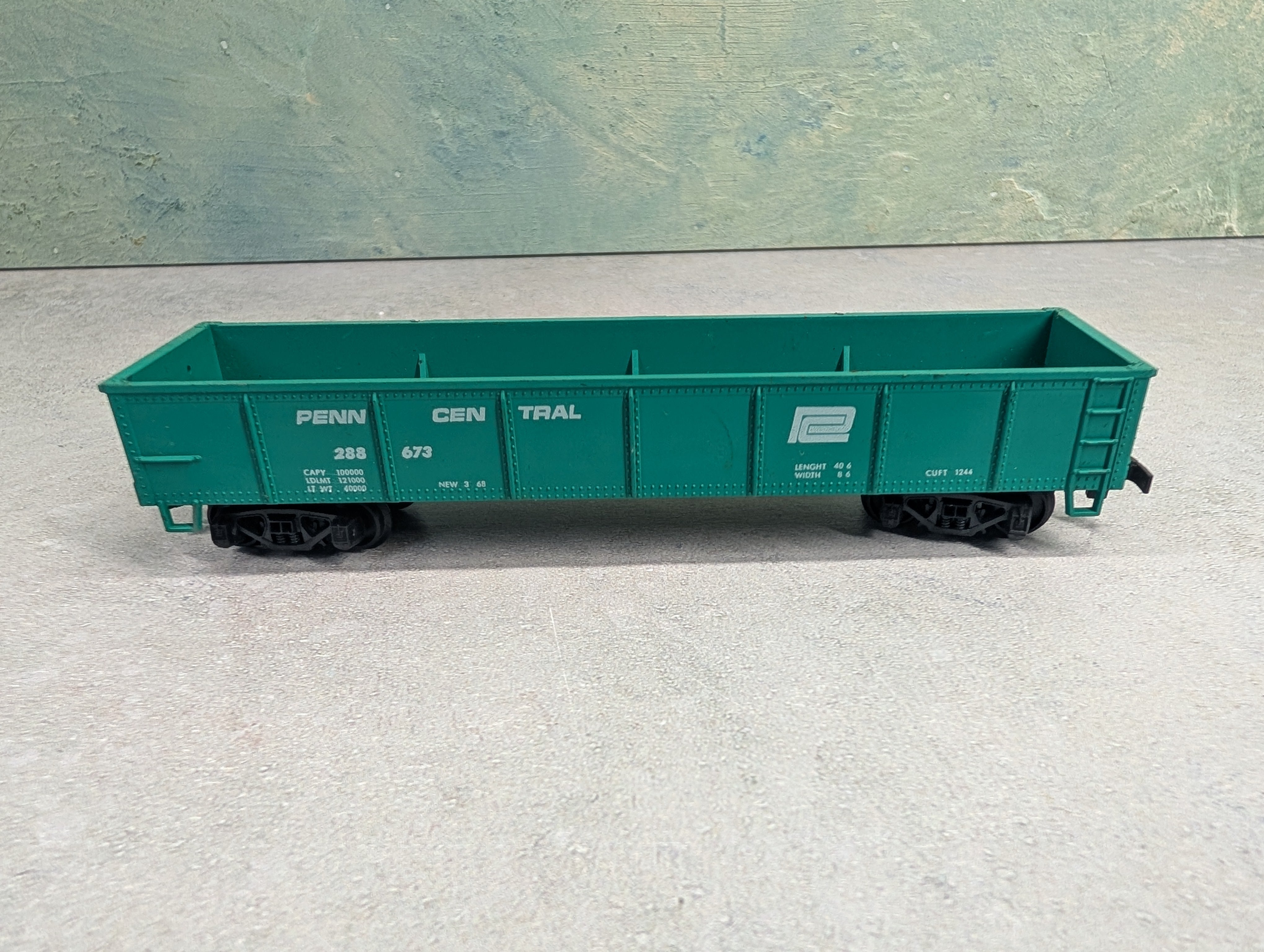 USED Roco HO Scale Gondola Penn Central PC #288673