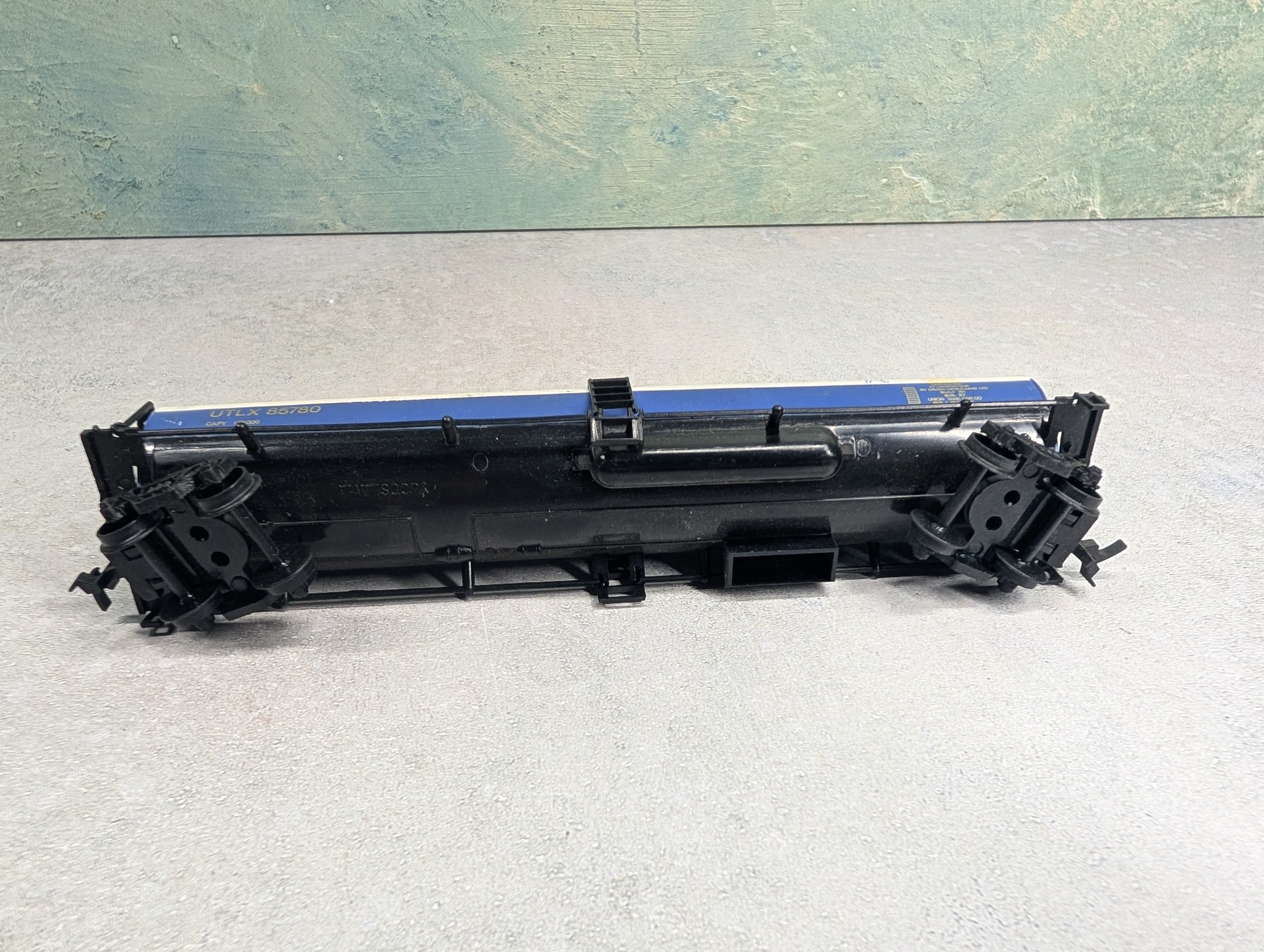 USED HO Scale Billboard Tank Car Jack Frost Cane Sugar UTLX #85780