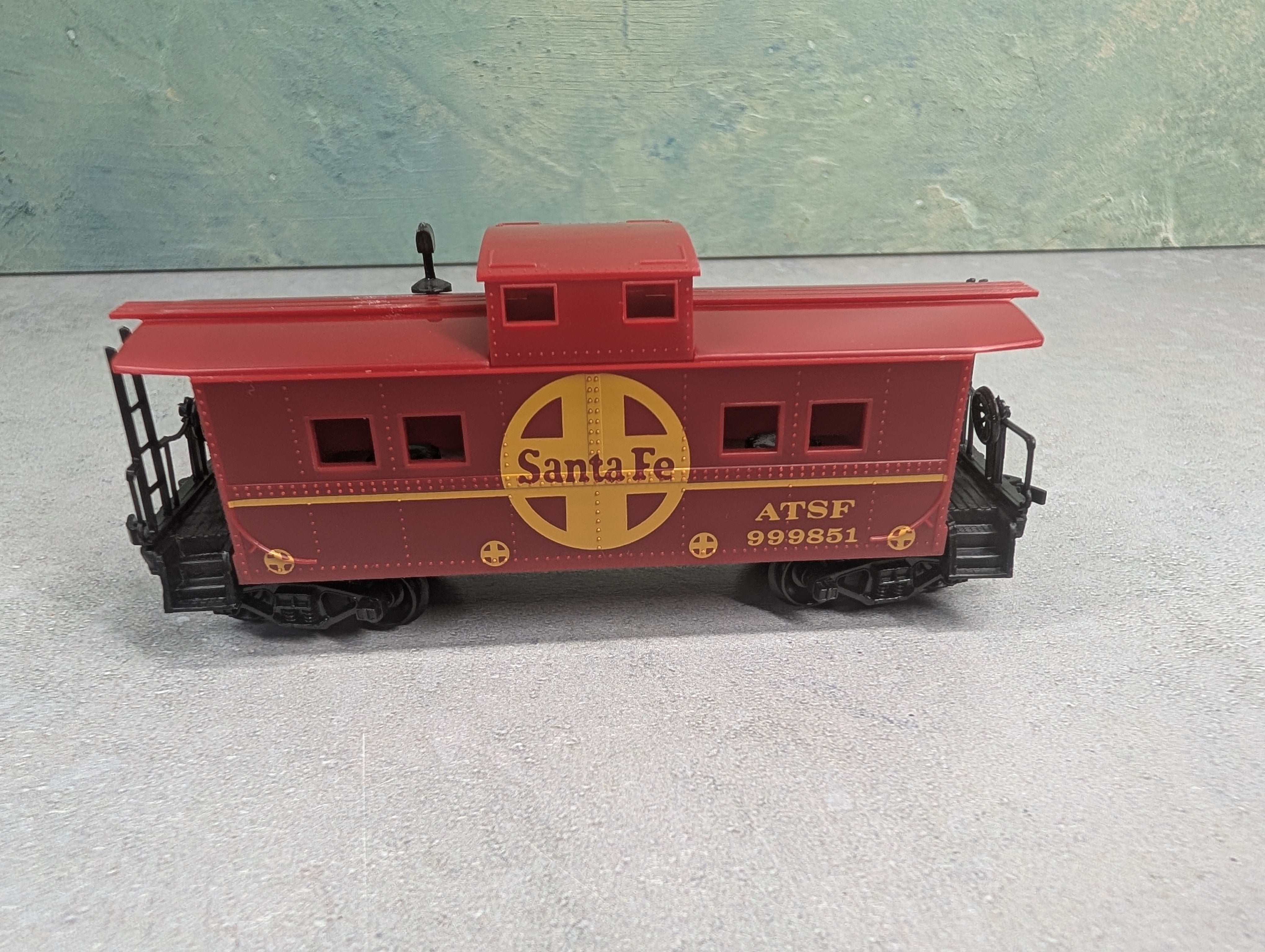USED Life-Like HO Scale Caboose Sant Fe ATSF #999851