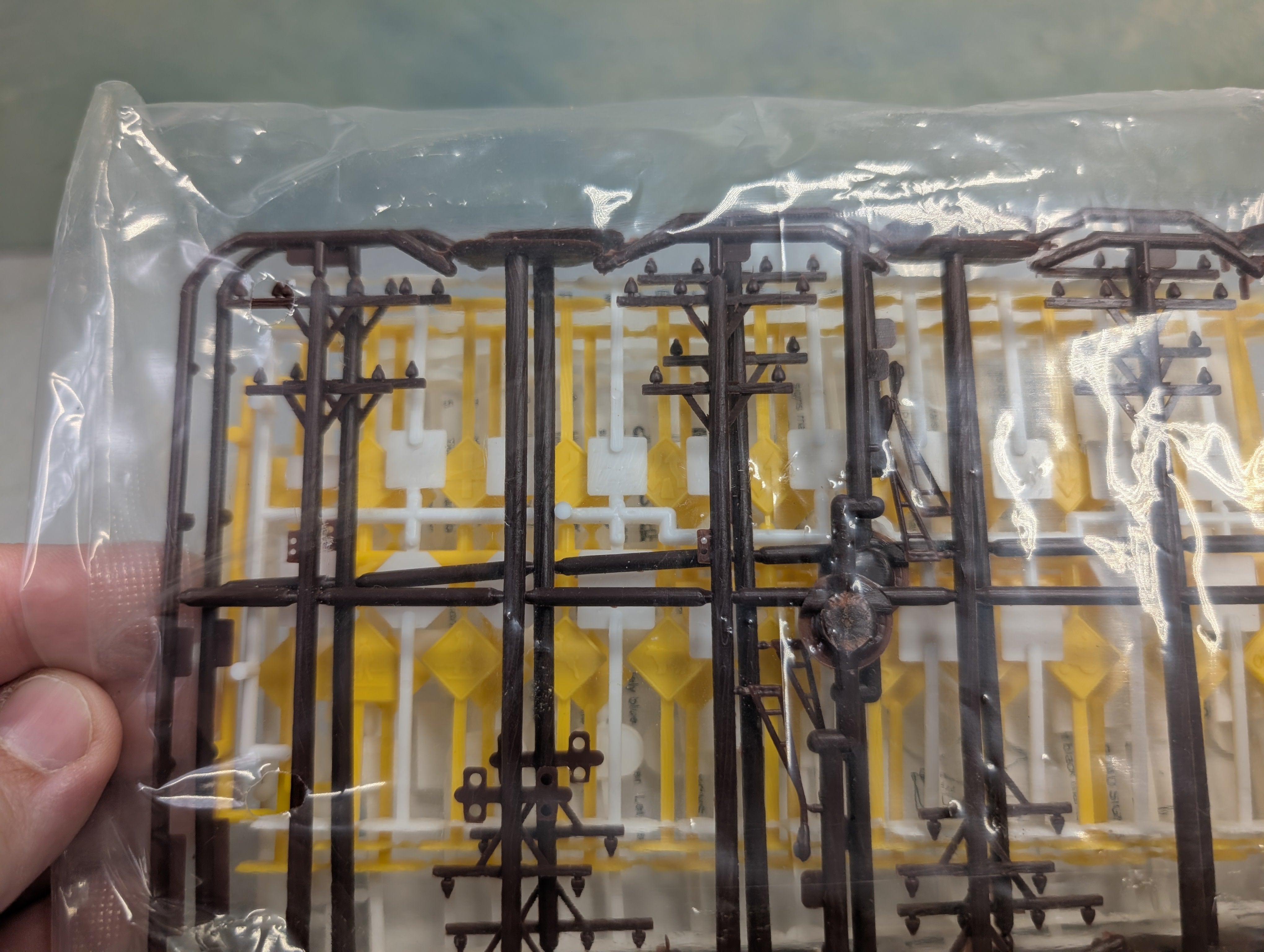 USED Life-Like HO Scale Railroad Signs, Street Signs, Telephone Poles