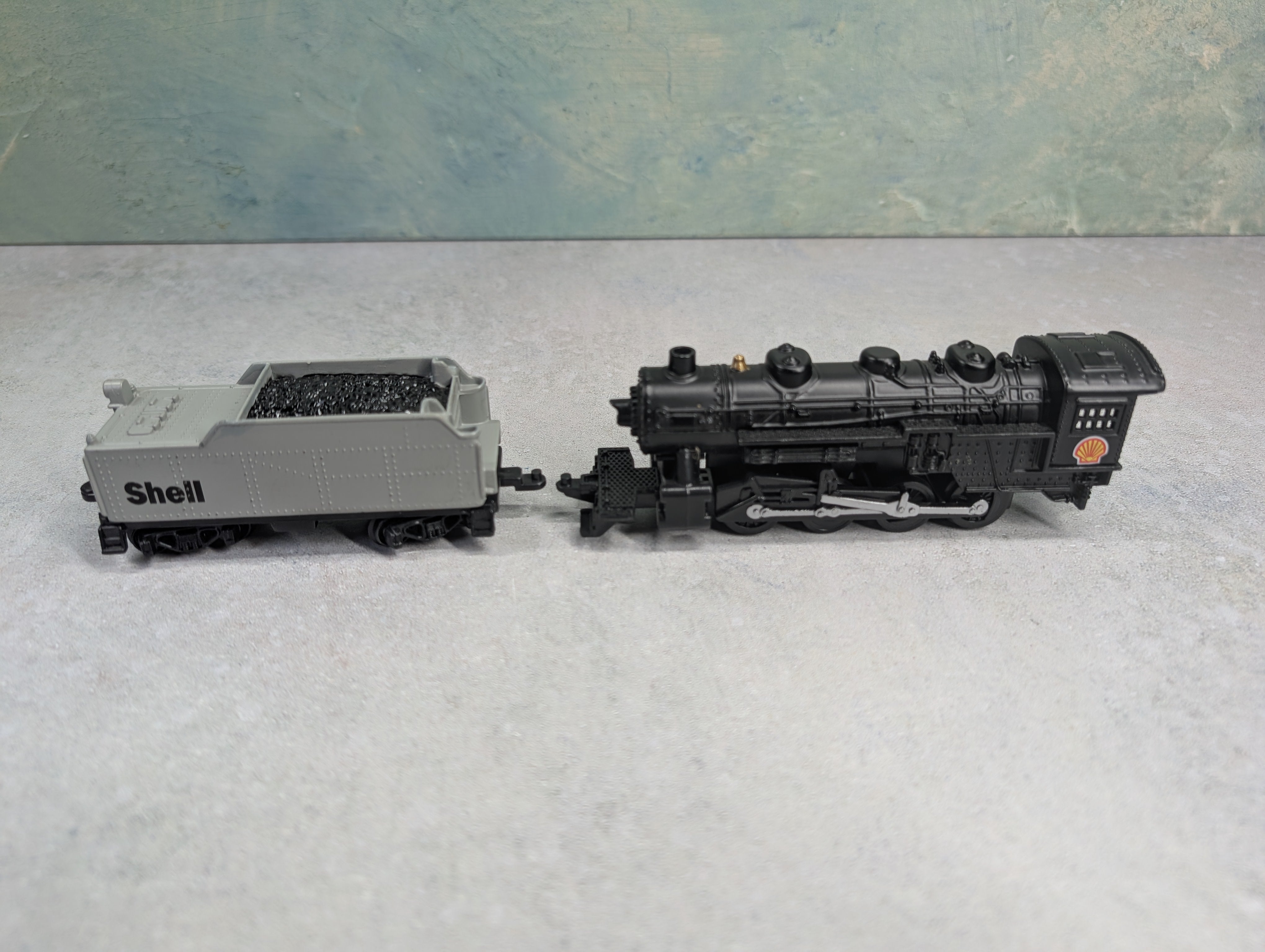 USED Fletcher Barnhardt & White HO Scale Shell Oil Promotional Train Set Non-Powered