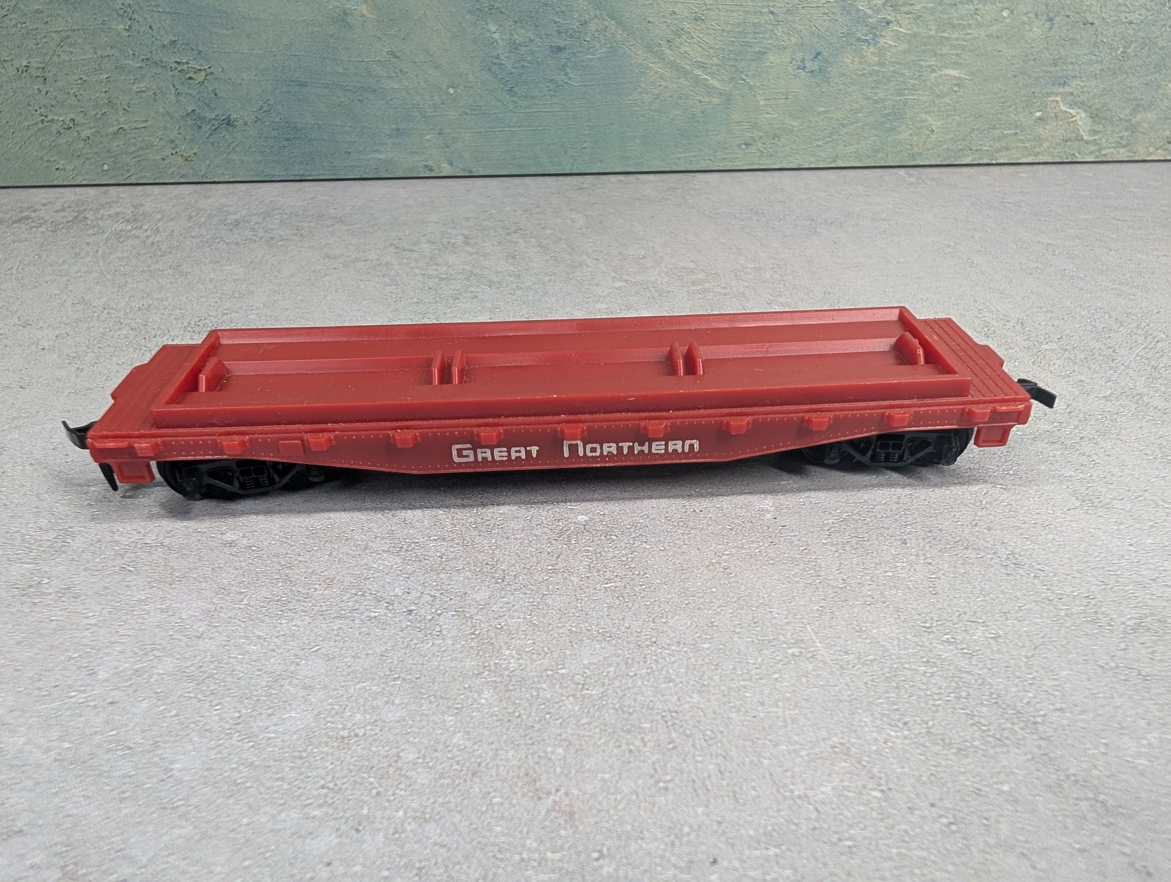 USED Tyco HO Scale Flat Car Great Northern