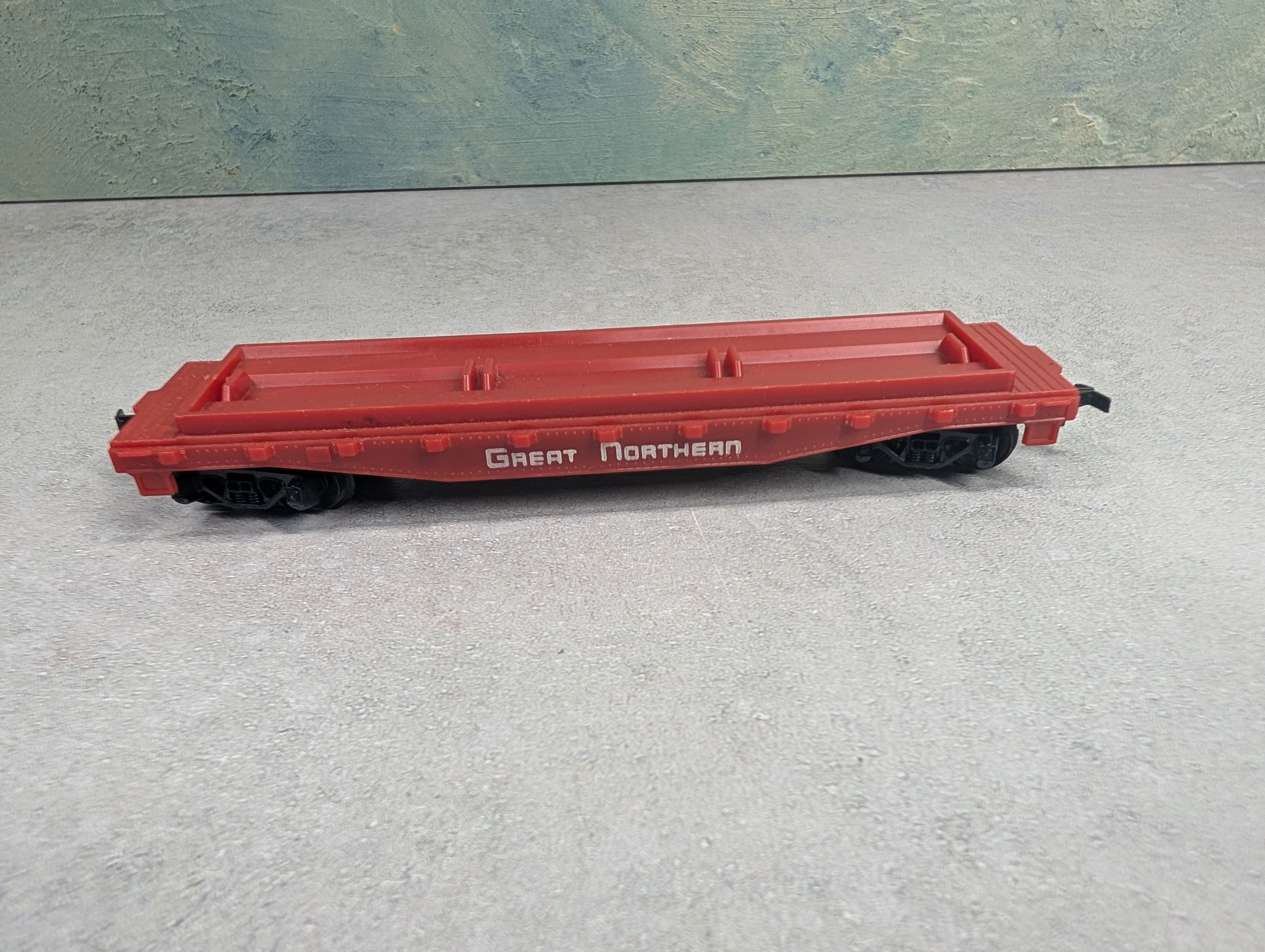 USED Tyco HO Scale Flat Car Great Northern