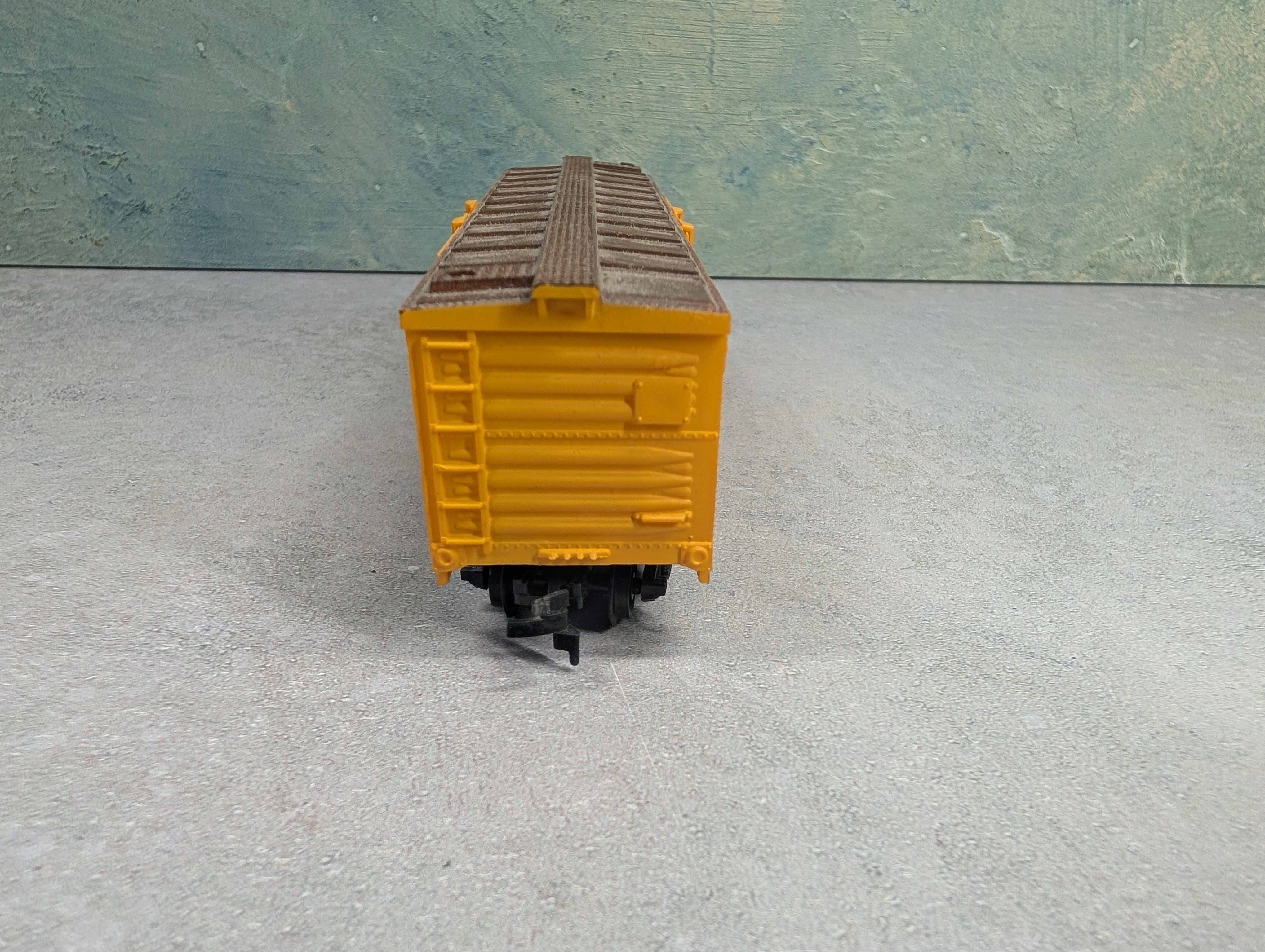 USED Life-Like HO Scale 40' Wooden Box Car Chicago and Illinois Midland C&IM #8004